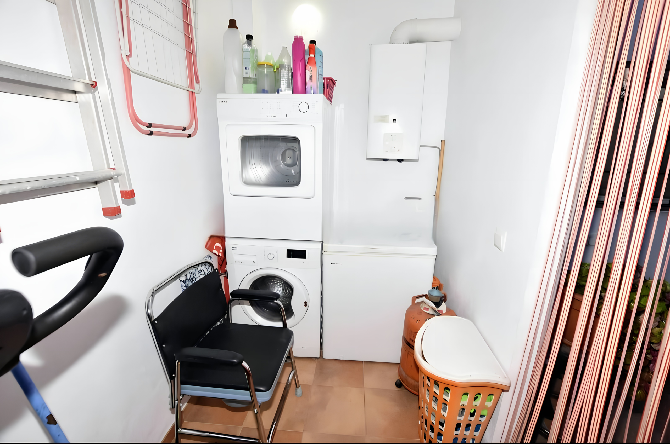 Casa adosada en Calle Sahara Libre, 2, Cuevas del Becerro