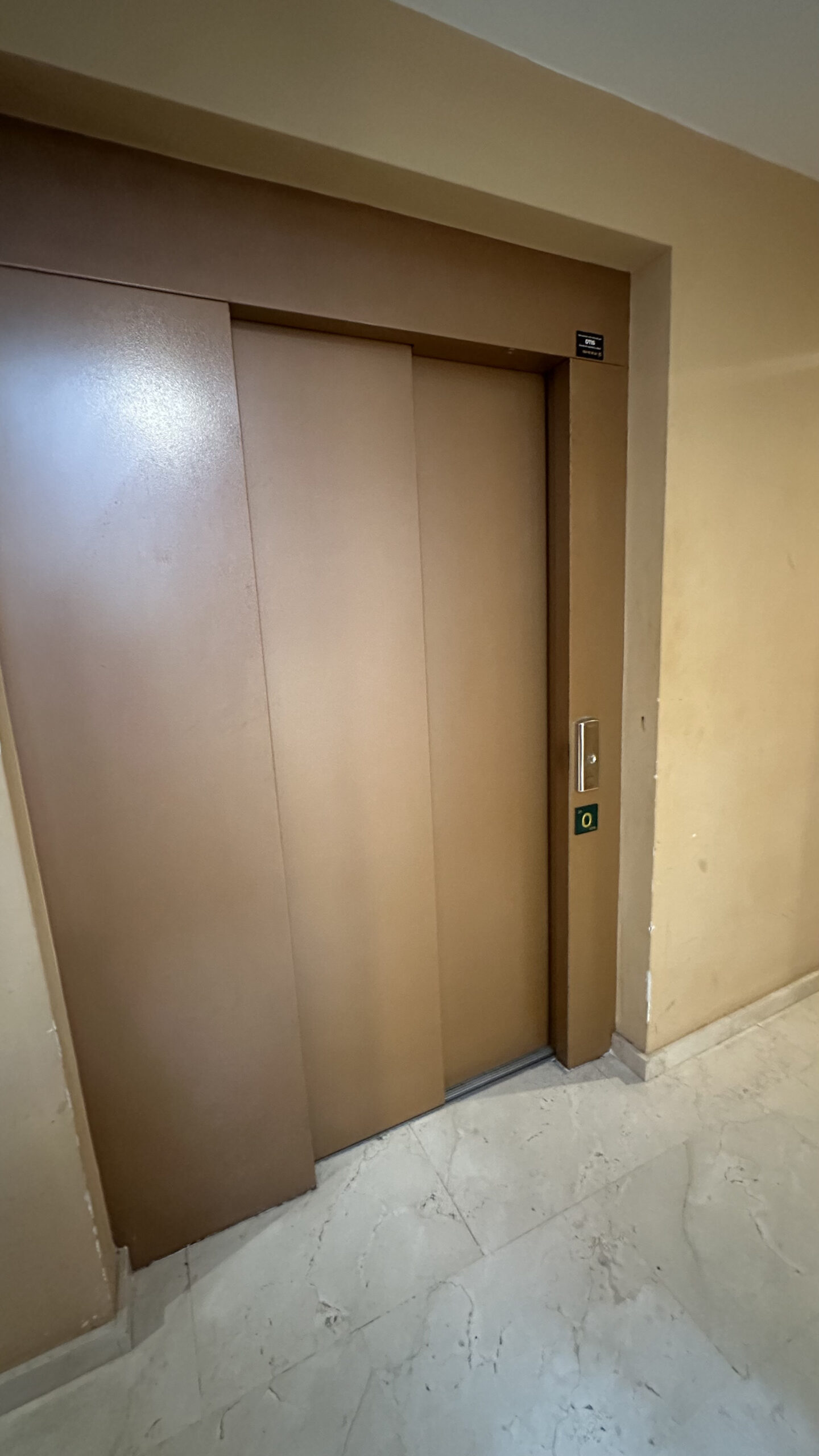 Piso luminoso en el centro de San Pedro Alcántara