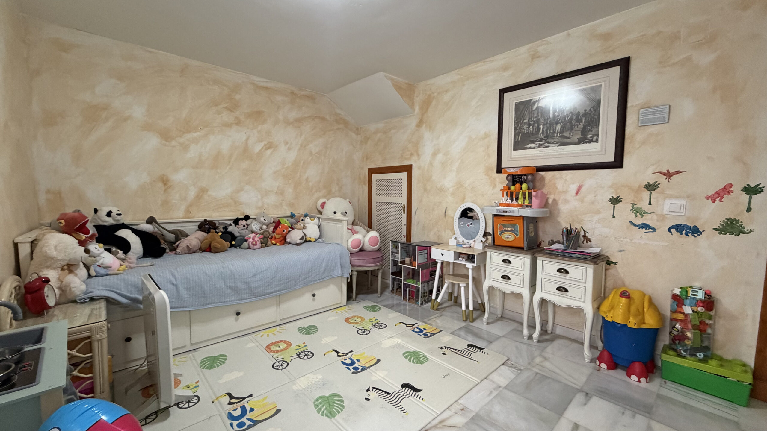 Encantador adosado dúplex en Puebla Aída