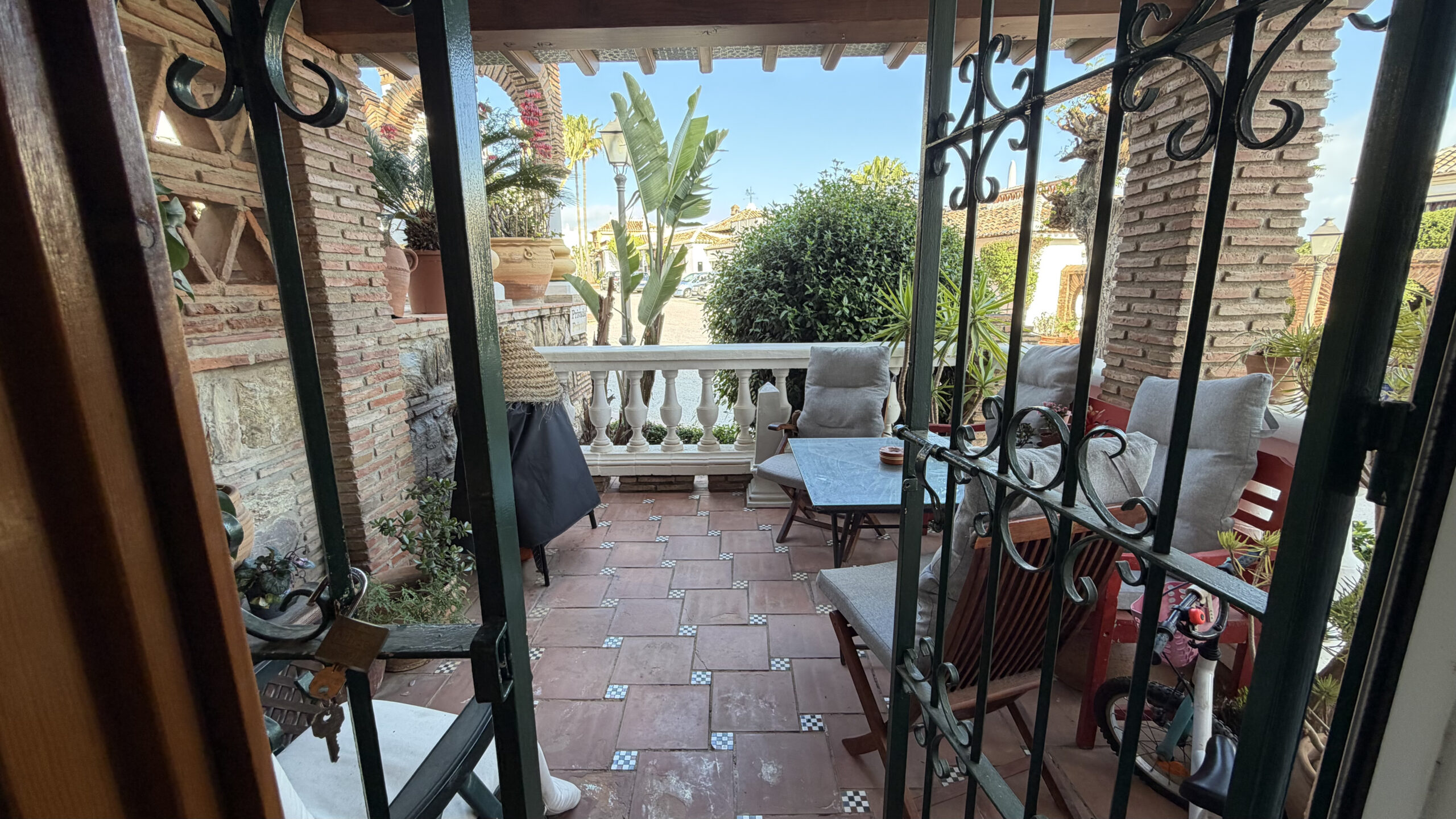 Encantador adosado dúplex en Puebla Aída