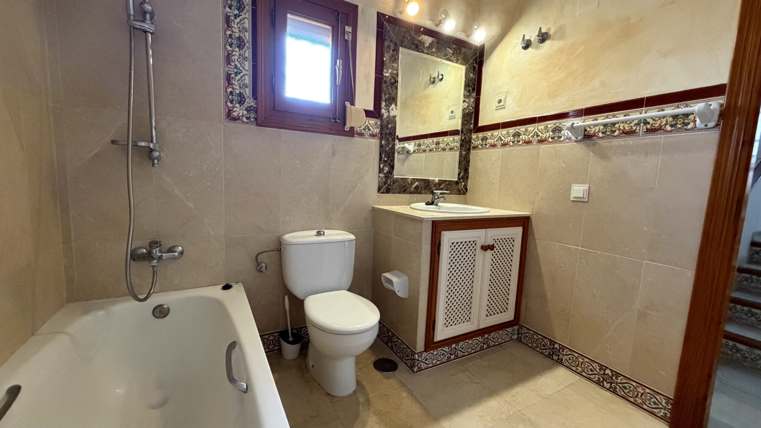 Encantador adosado dúplex en Puebla Aída