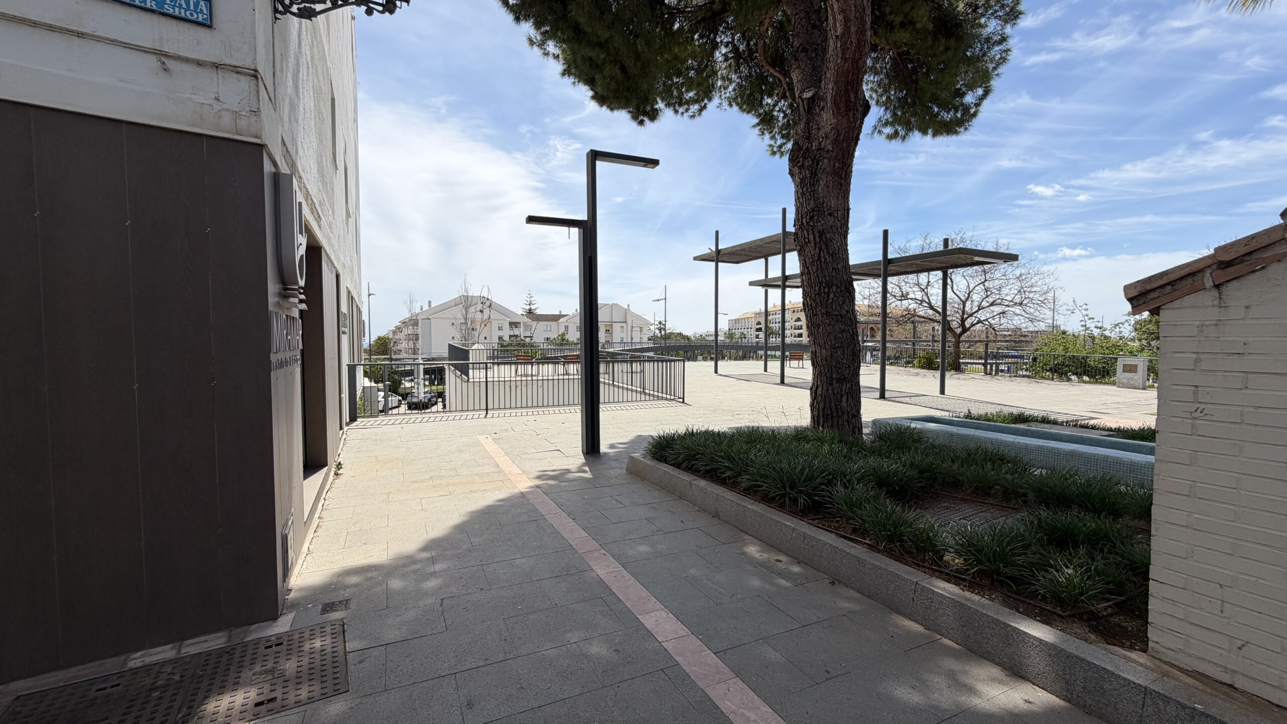 Piso luminoso en el centro de San Pedro Alcántara