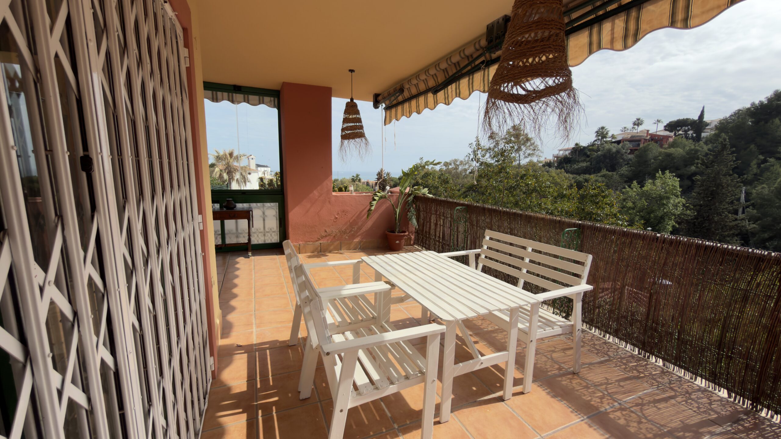 PISO EN TORREBLANCA BAJA – FUENGIROLA - CALLE LOS MIRLOS