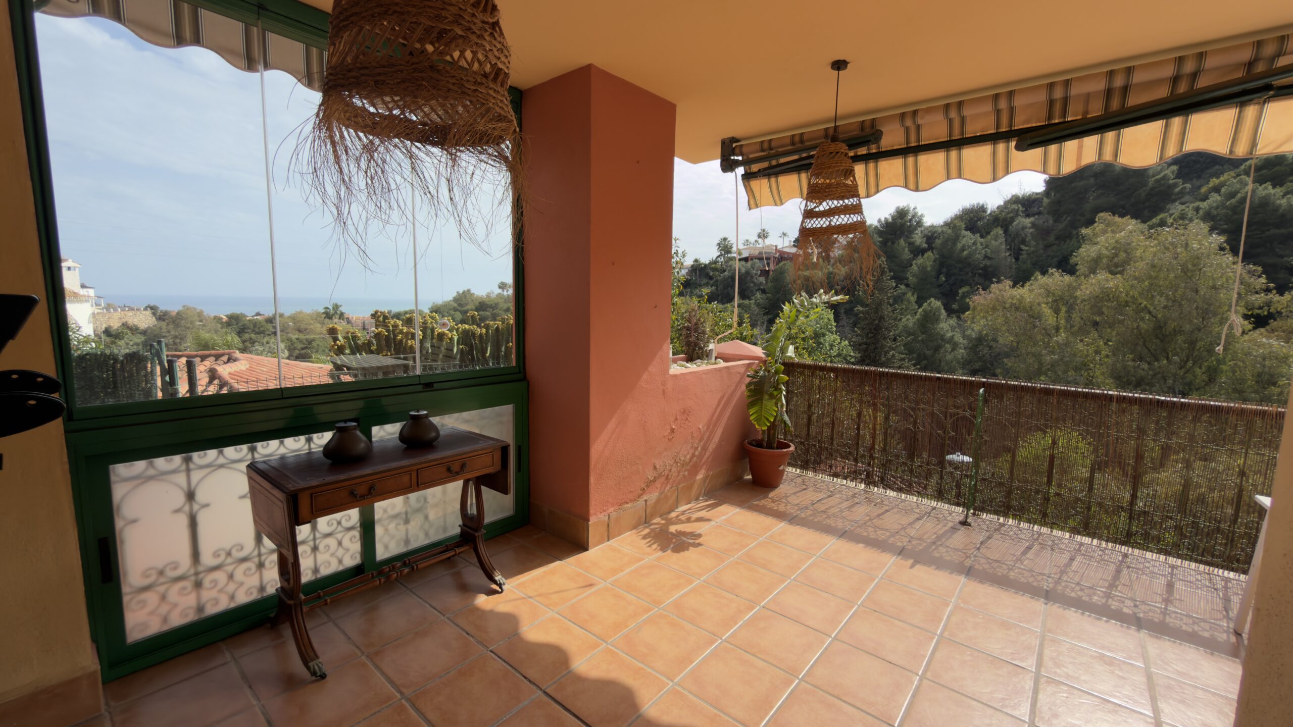 PISO EN TORREBLANCA BAJA – FUENGIROLA - CALLE LOS MIRLOS