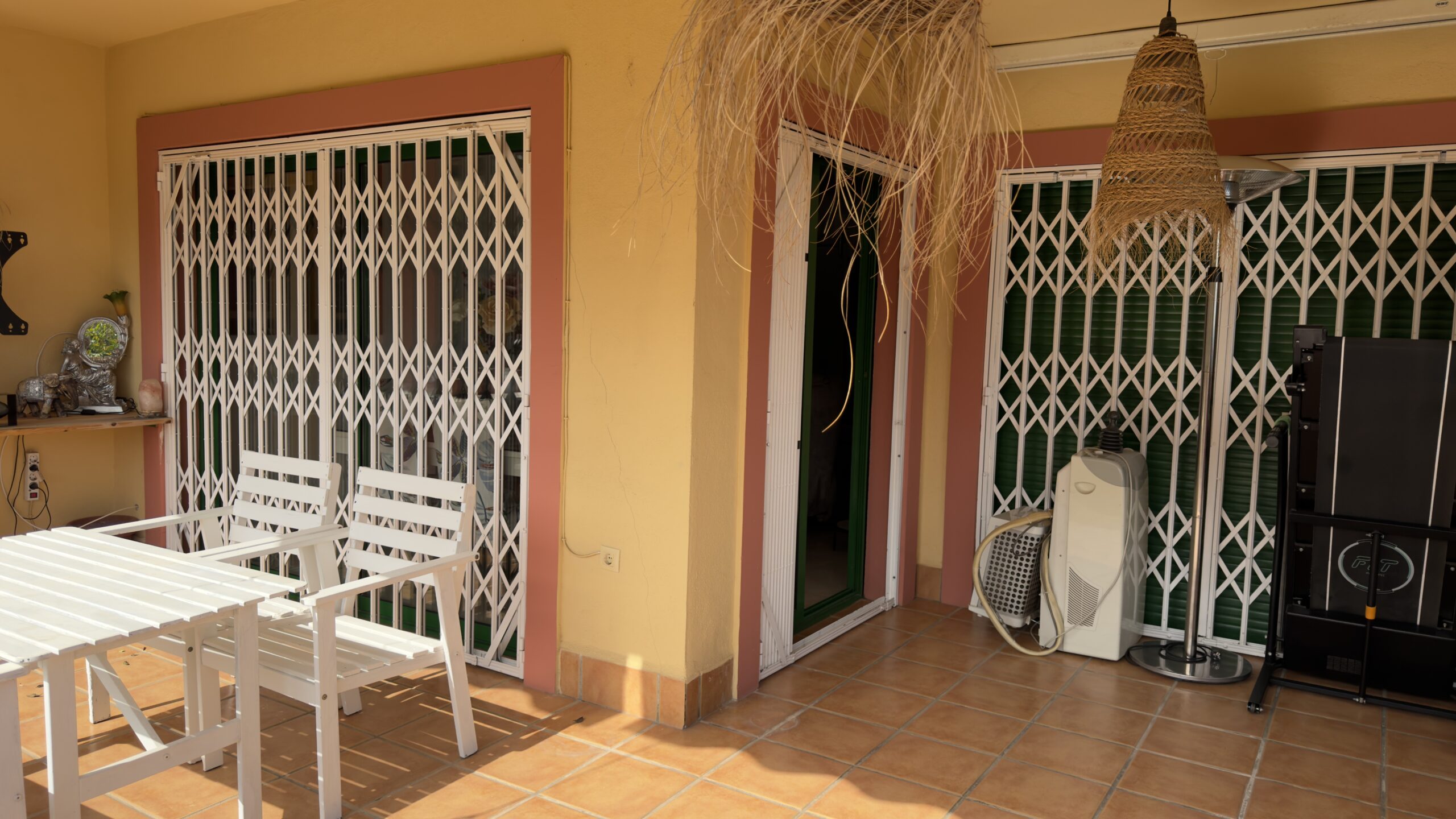 PISO EN TORREBLANCA BAJA – FUENGIROLA - CALLE LOS MIRLOS