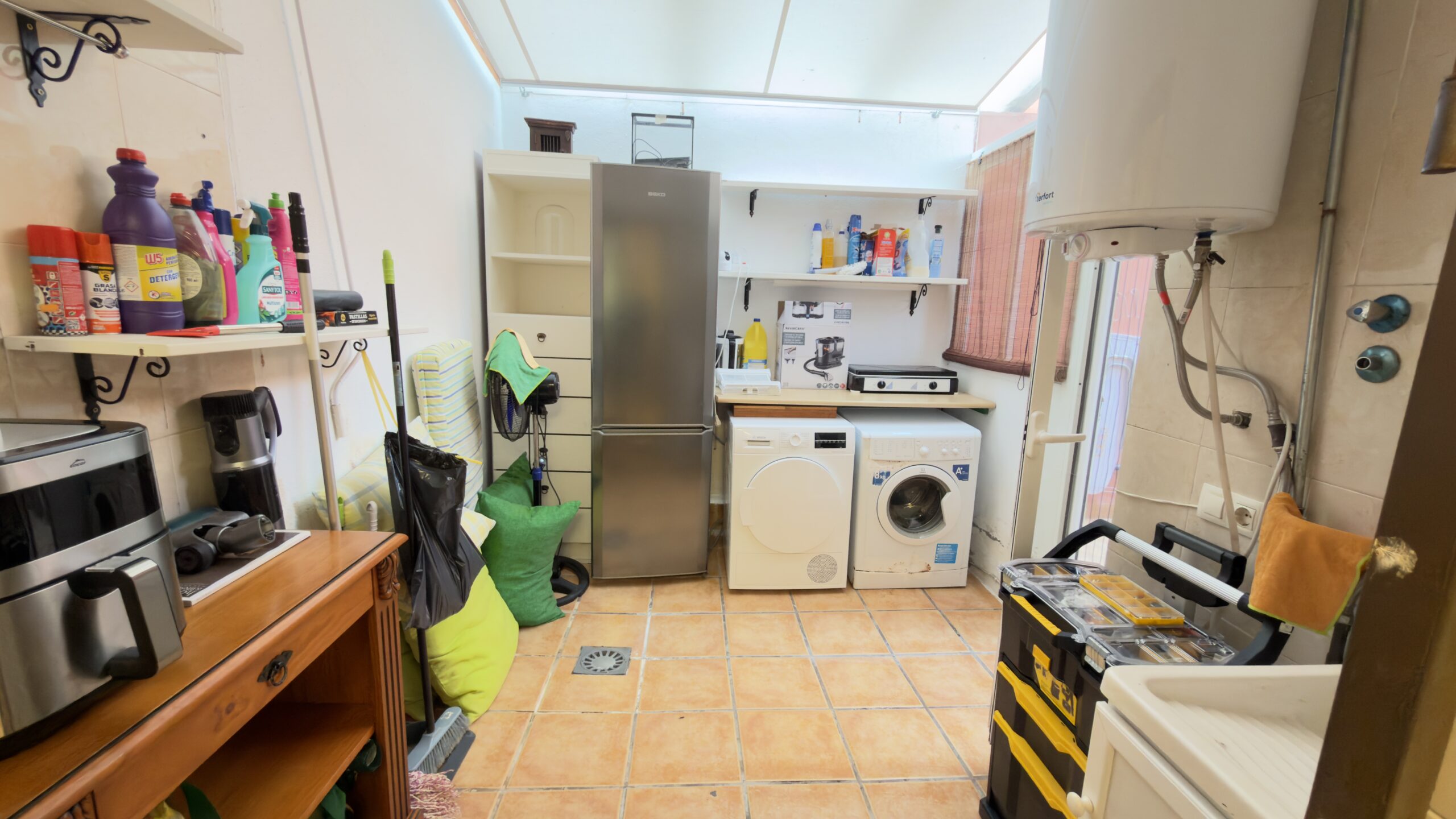 PISO EN TORREBLANCA BAJA – FUENGIROLA - CALLE LOS MIRLOS