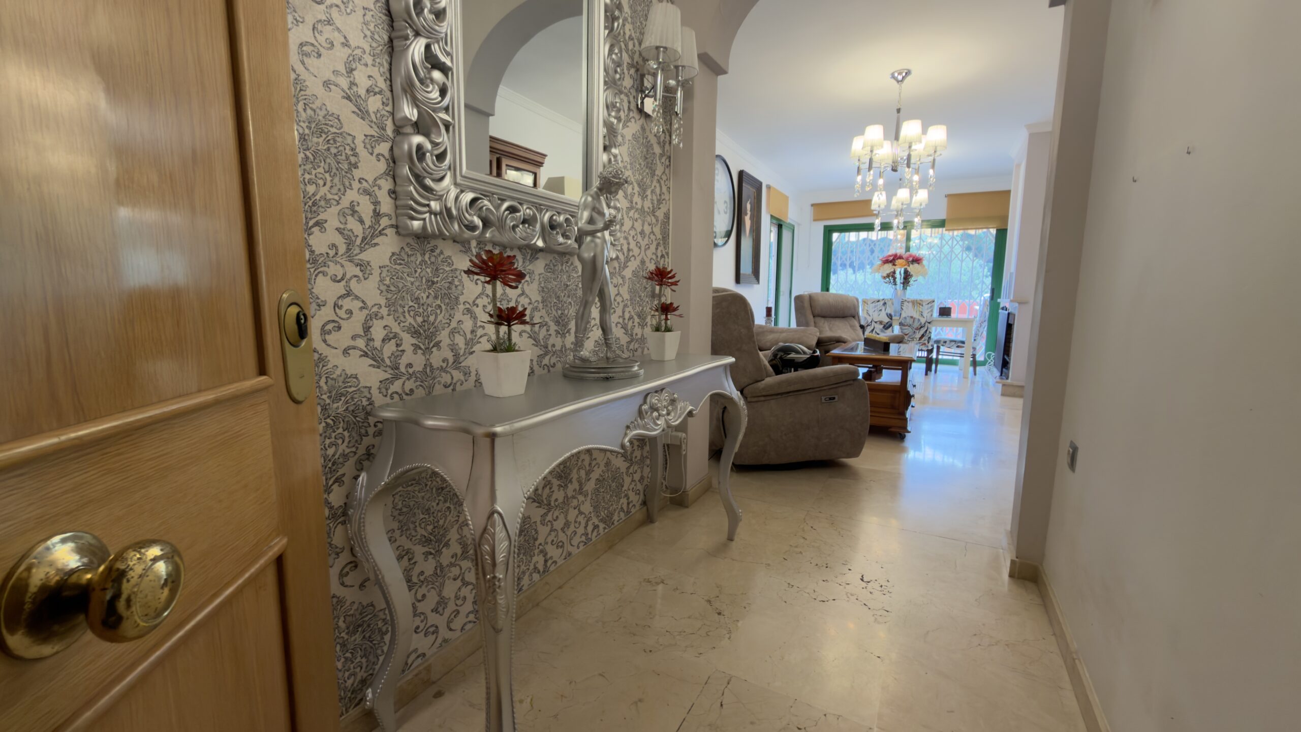 PISO EN TORREBLANCA BAJA – FUENGIROLA - CALLE LOS MIRLOS