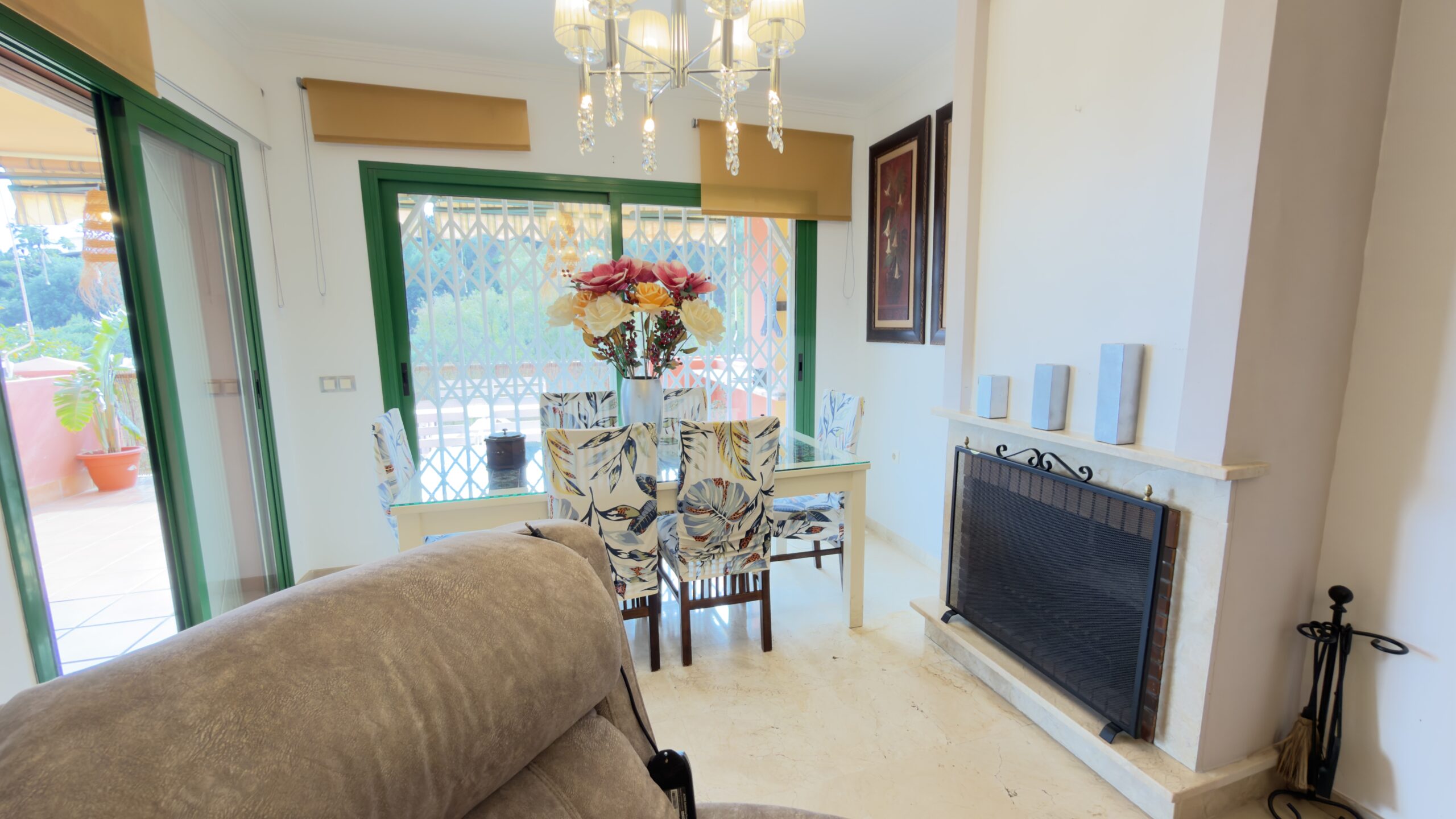 PISO EN TORREBLANCA BAJA – FUENGIROLA - CALLE LOS MIRLOS