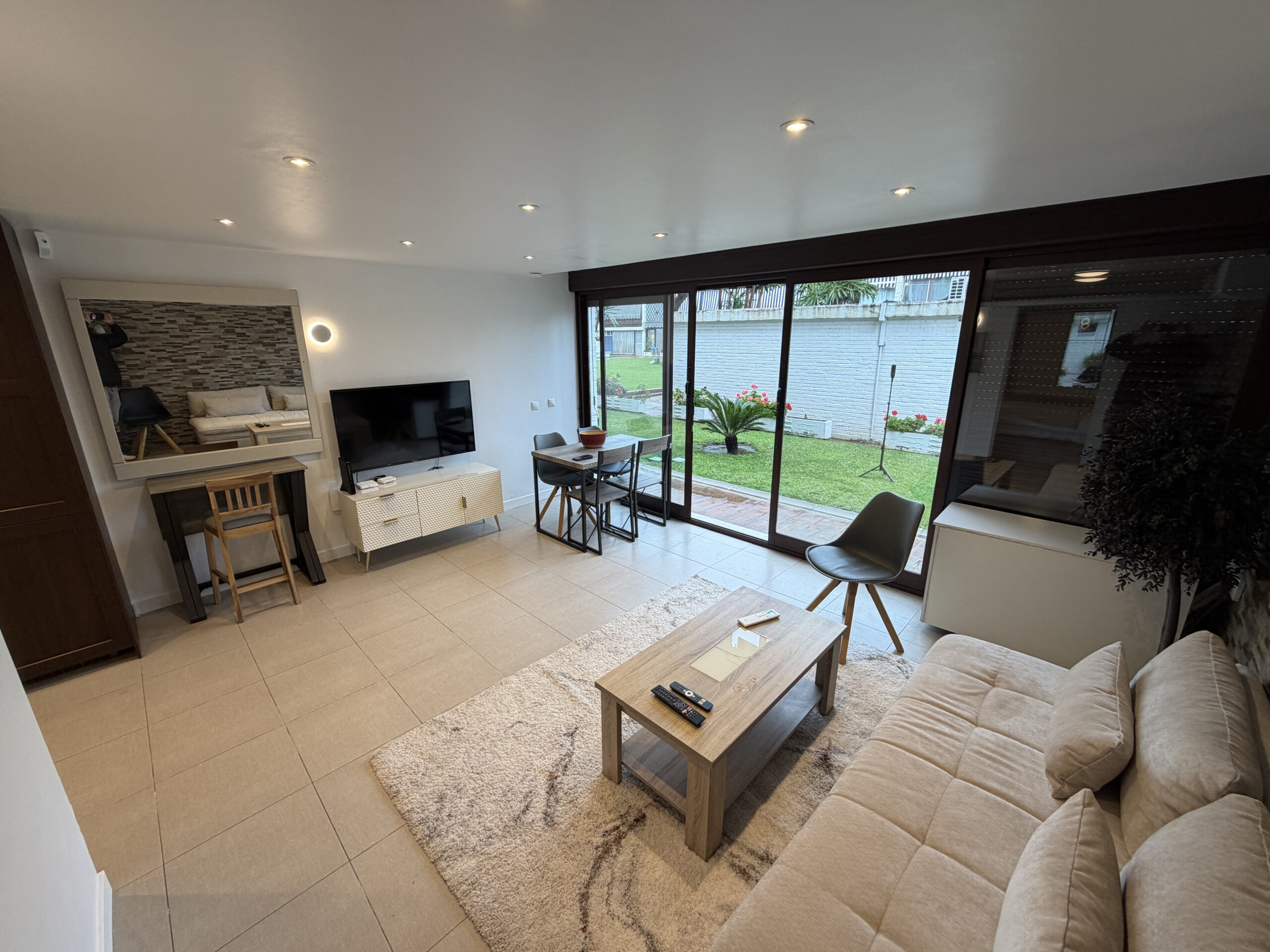 Ground Floor Apartment in San Pedro – Cortijo Blanco | Tourist License | Prime Location