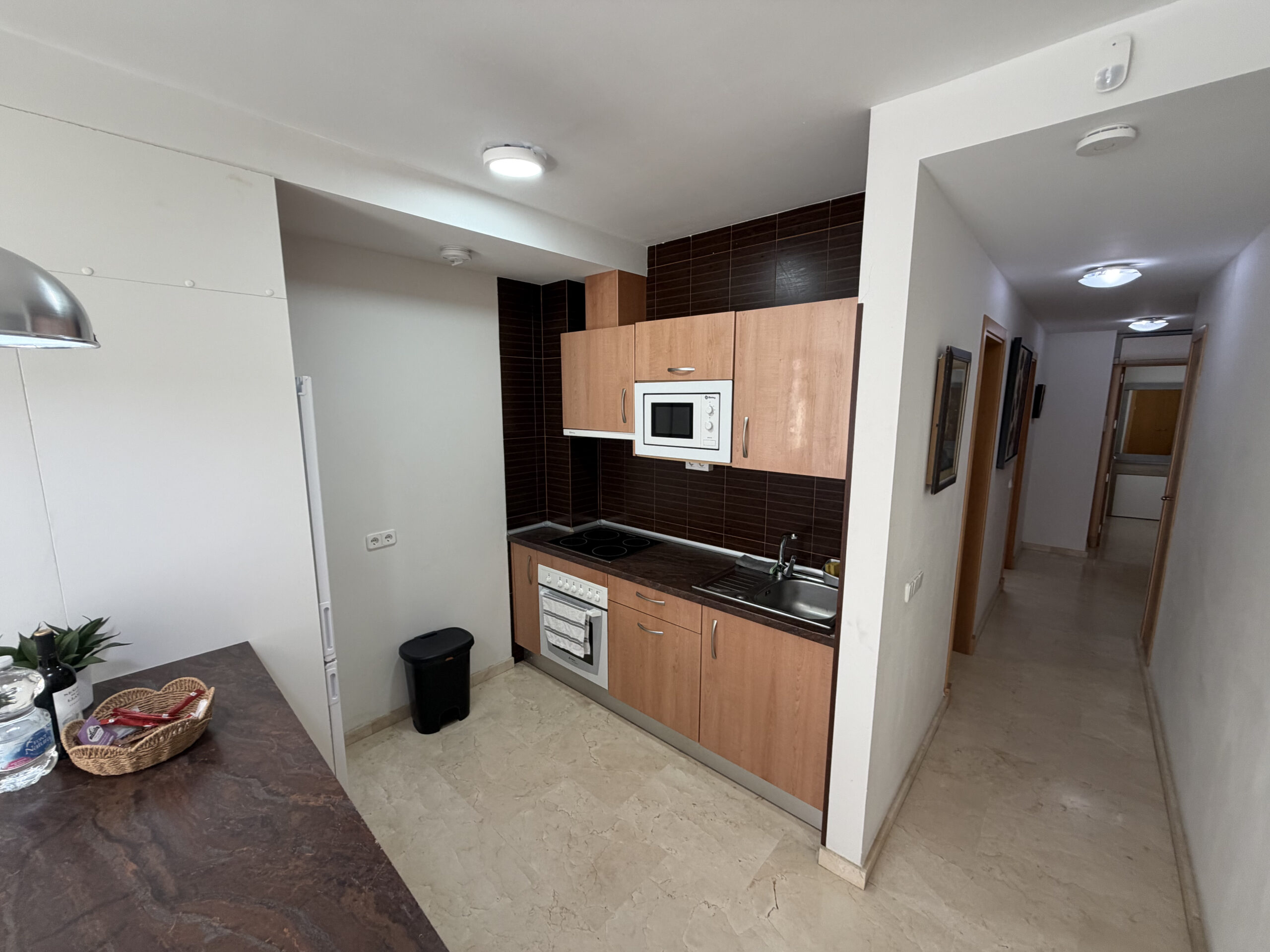 Piso luminoso en el centro de San Pedro Alcántara