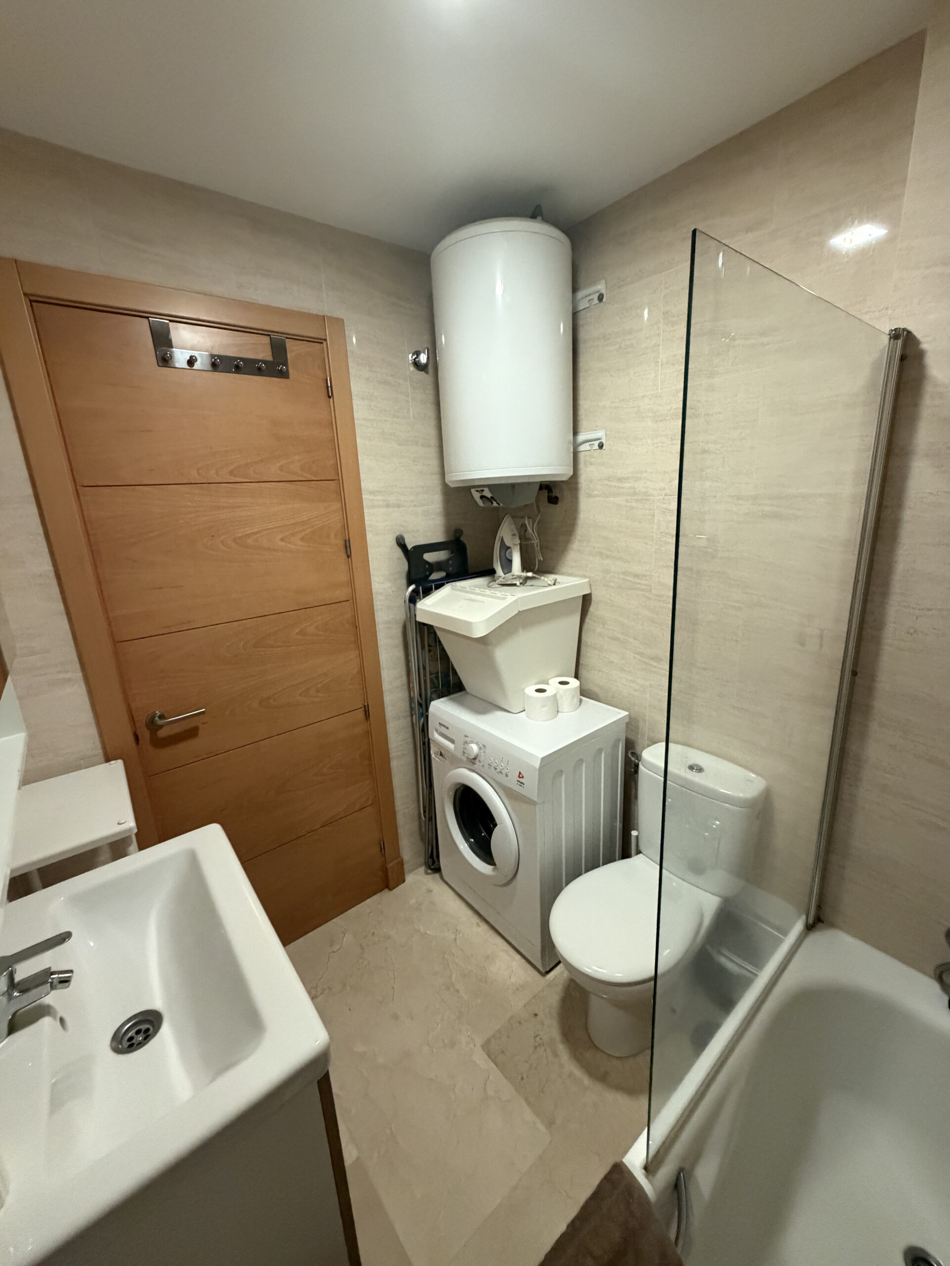 Piso luminoso en el centro de San Pedro Alcántara