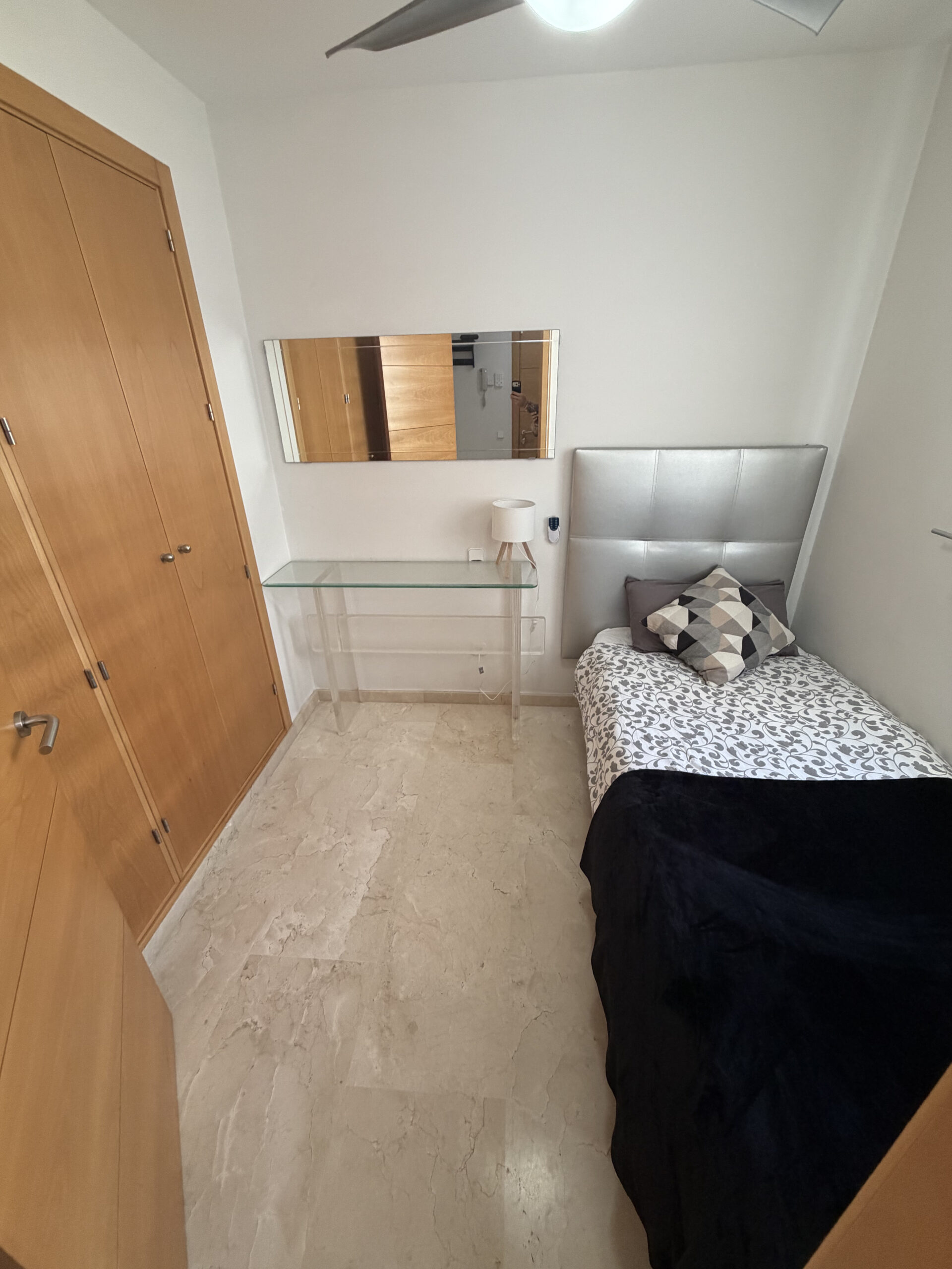 Piso luminoso en el centro de San Pedro Alcántara