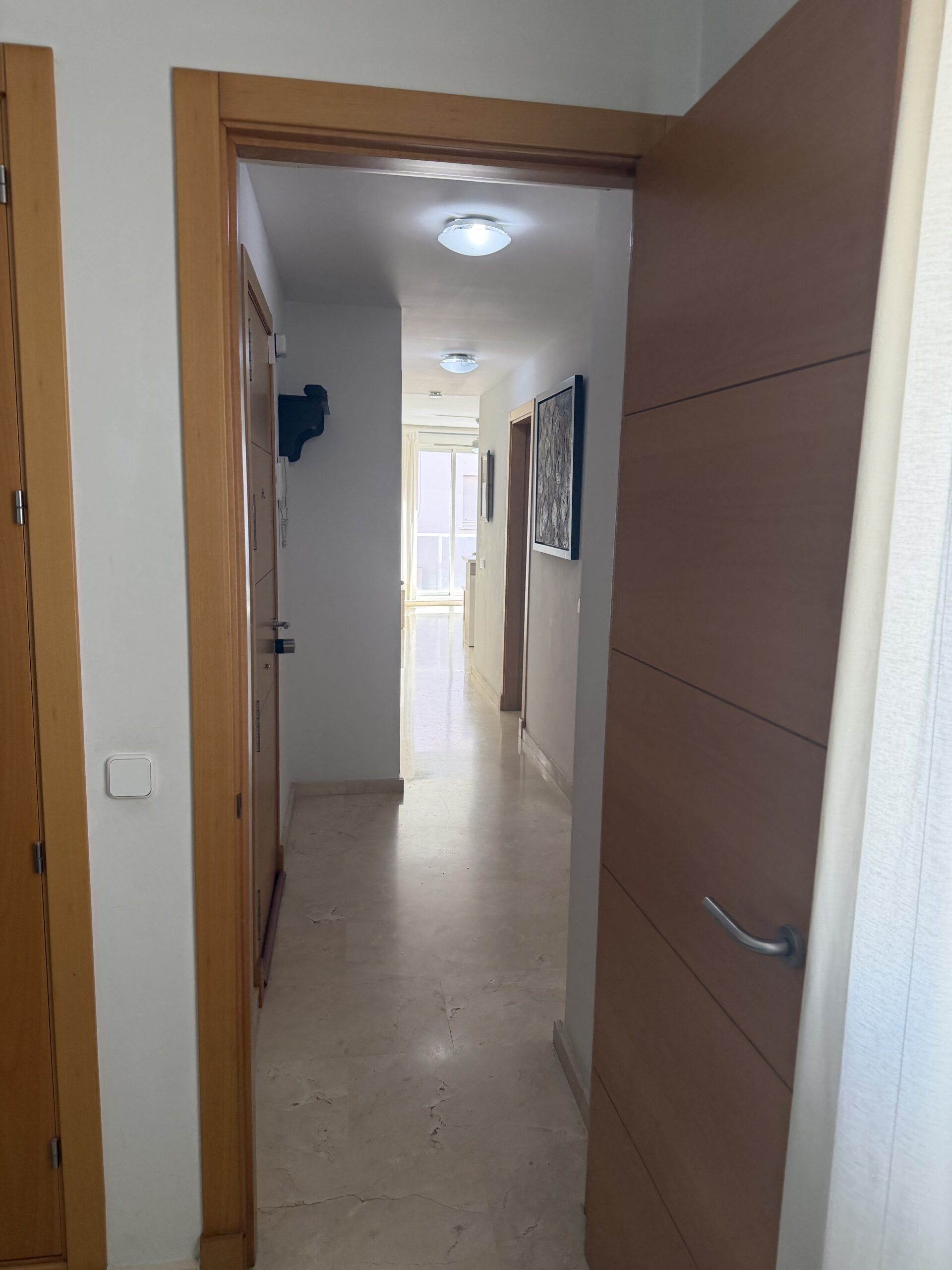 Piso luminoso en el centro de San Pedro Alcántara