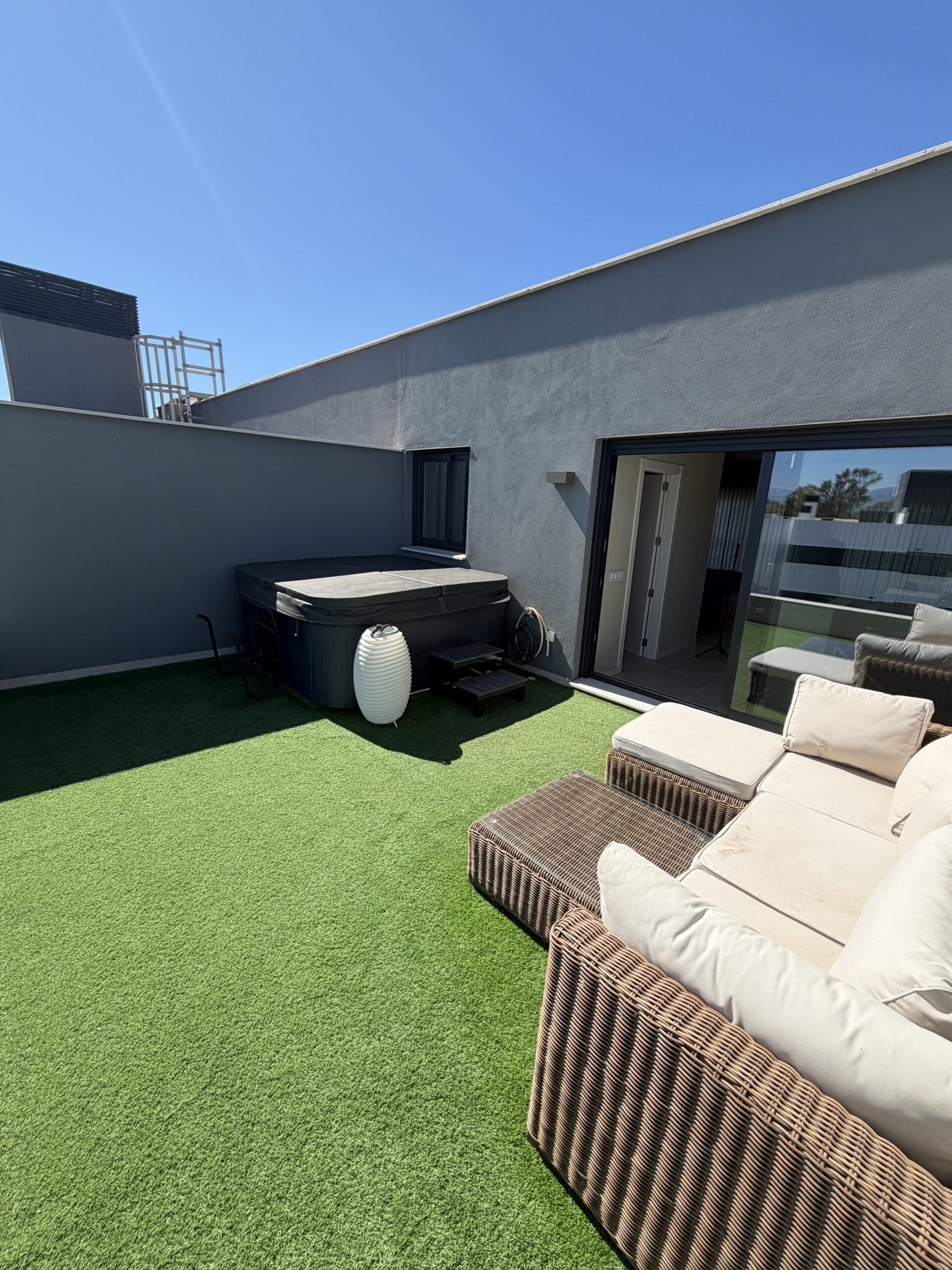 Luxury Penthouse Duplex with sea views in Los Alamos