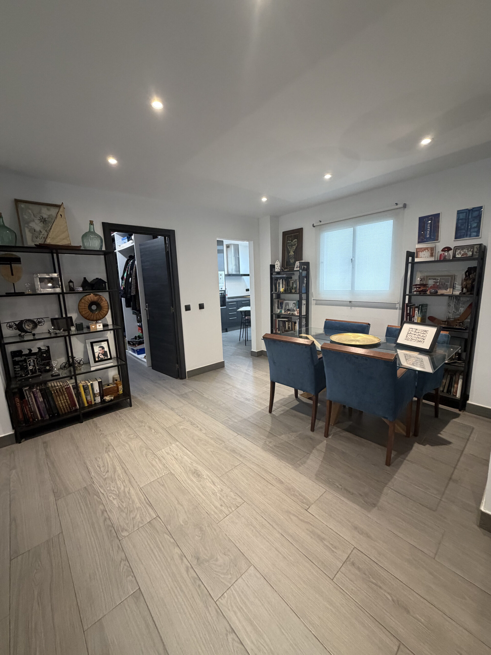 Apartment for sale in Calle Daoiz