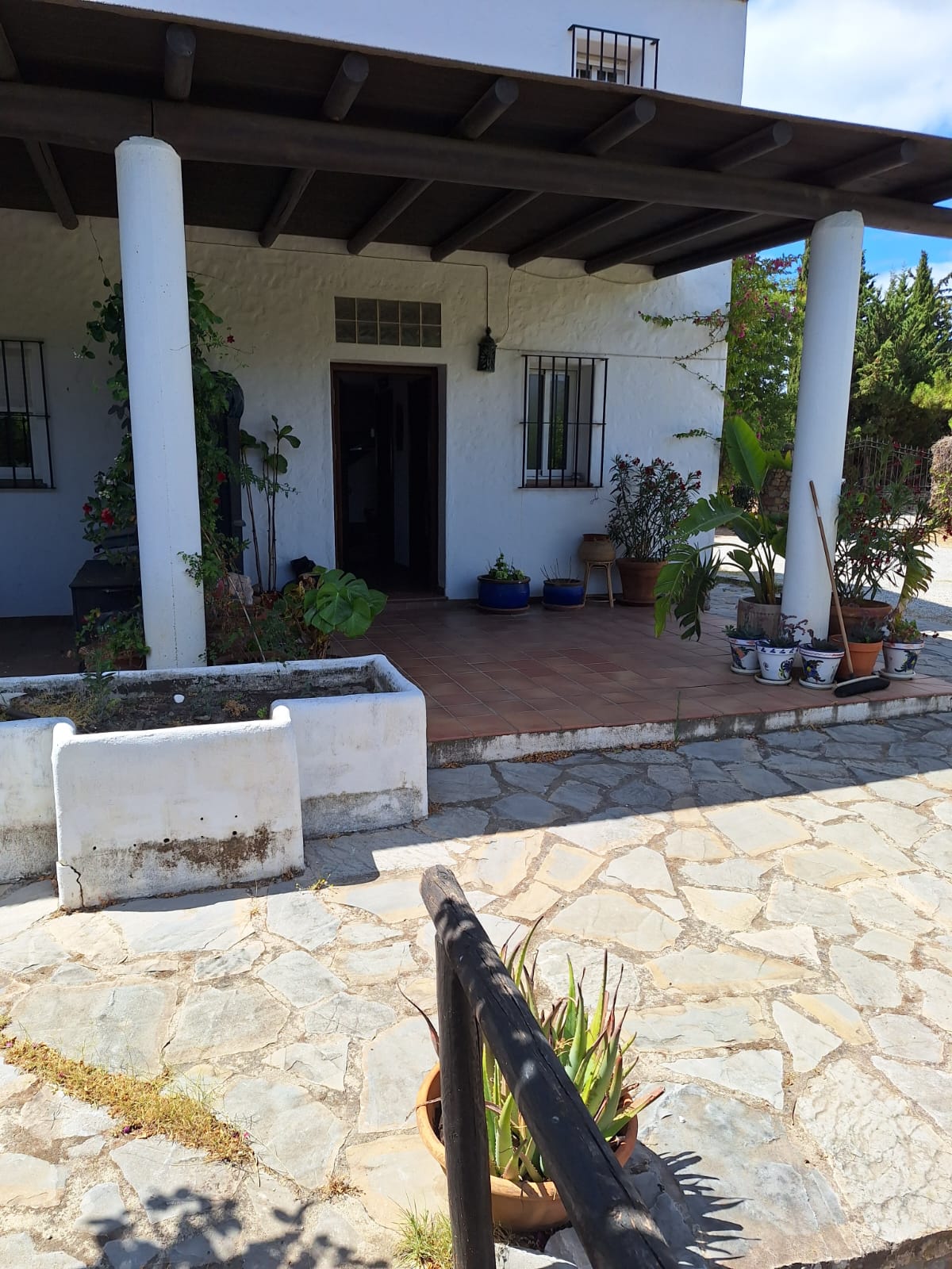 Detached villa with private pool and panoramic views in Los Llanos, Estepona