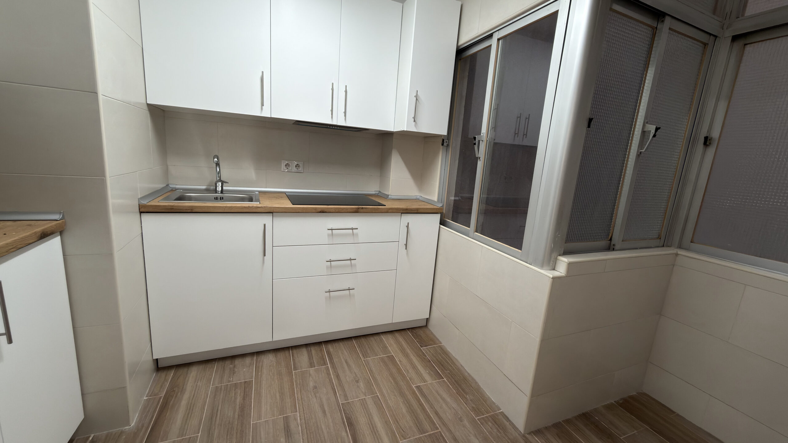 Middle Floor Apartment in Málaga Centro