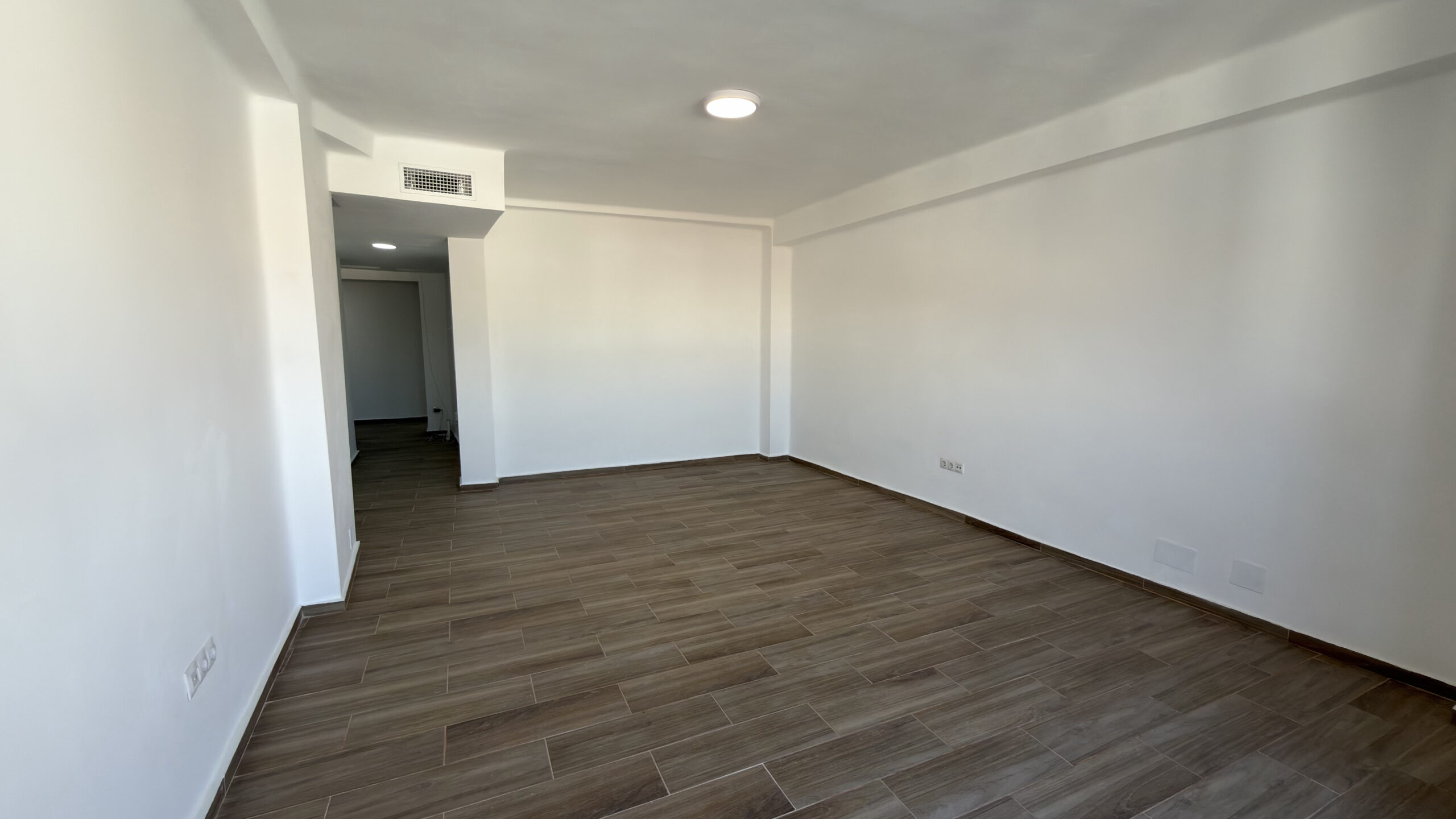 Middle Floor Apartment in Málaga Centro