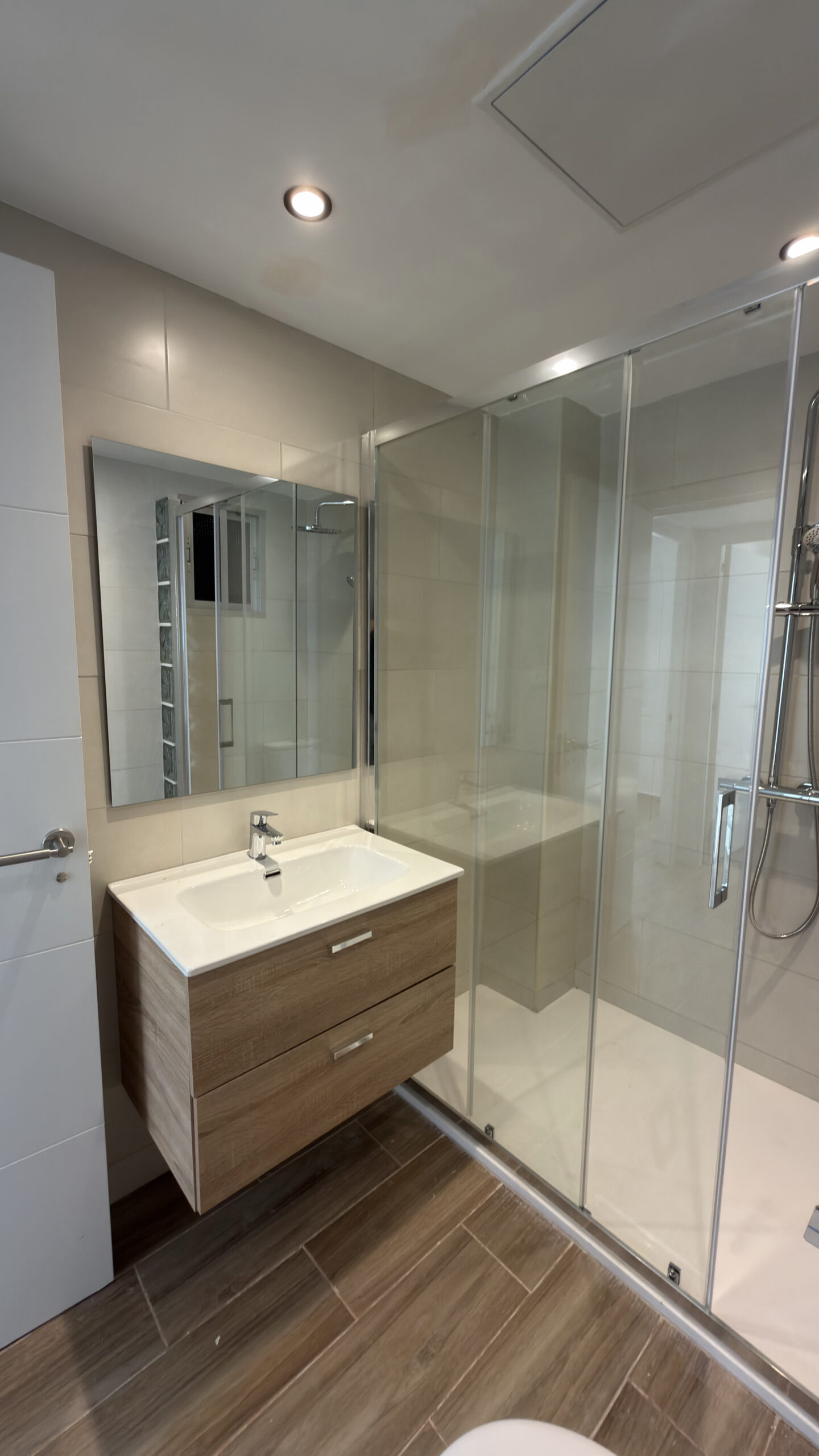 Middle Floor Apartment in Málaga Centro
