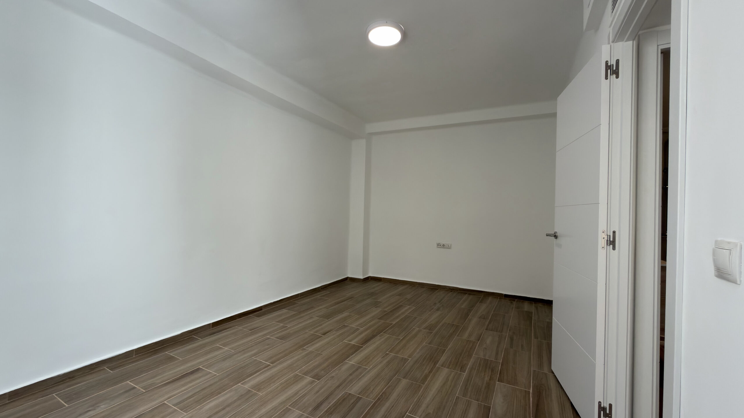 Middle Floor Apartment in Málaga Centro