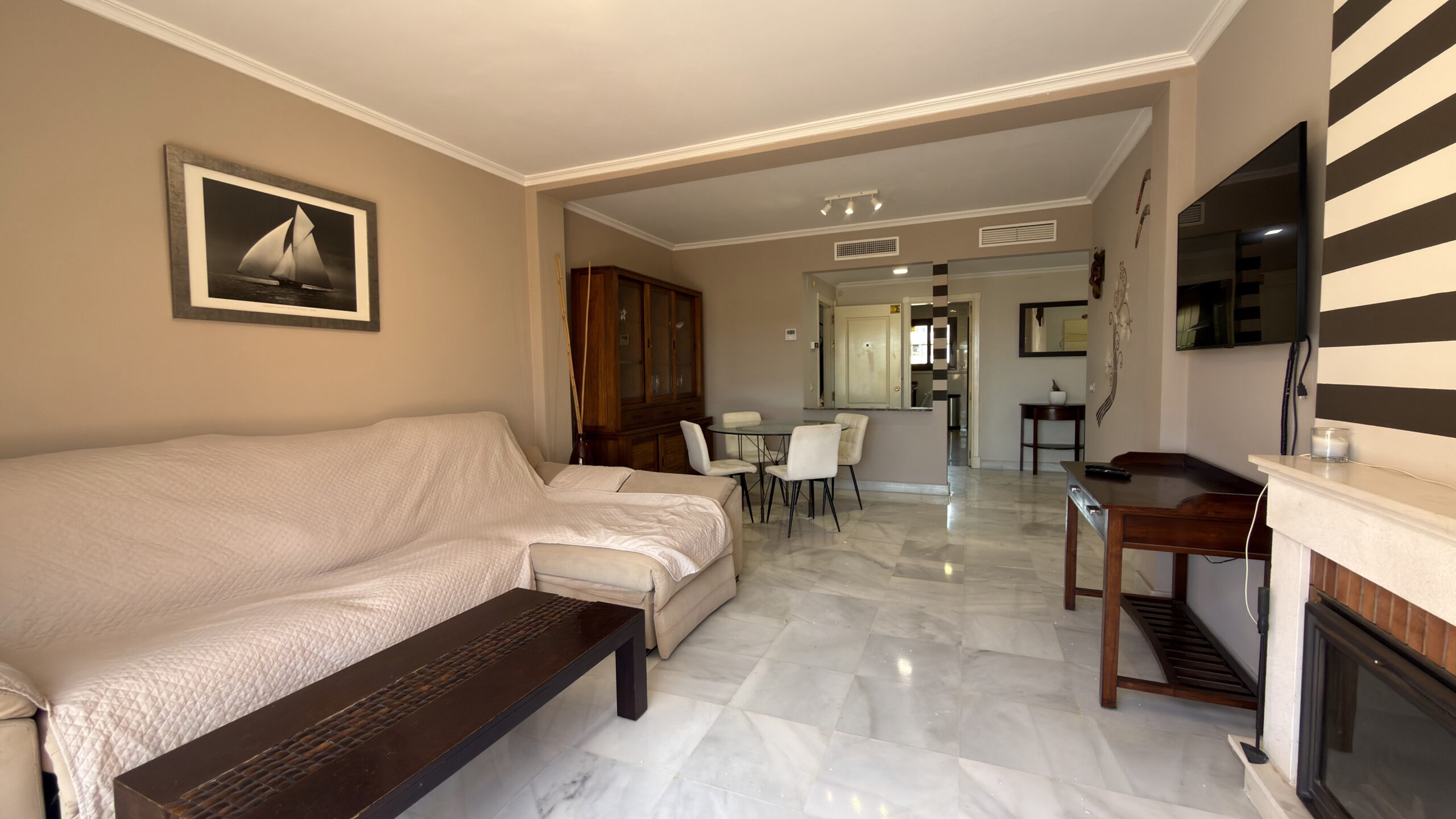 Apartamento Planta Media en Estepona