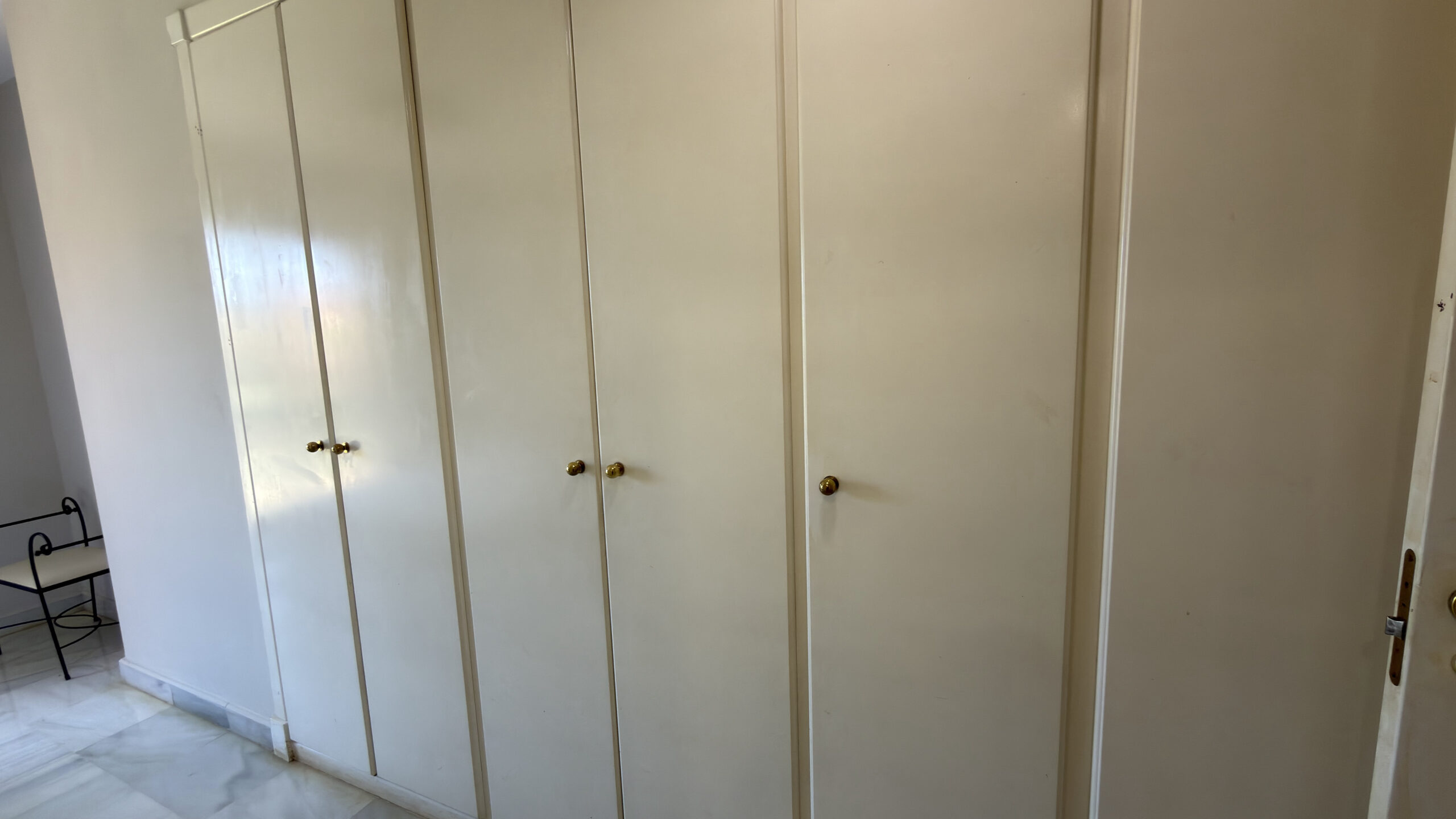 Apartamento Planta Media en Estepona