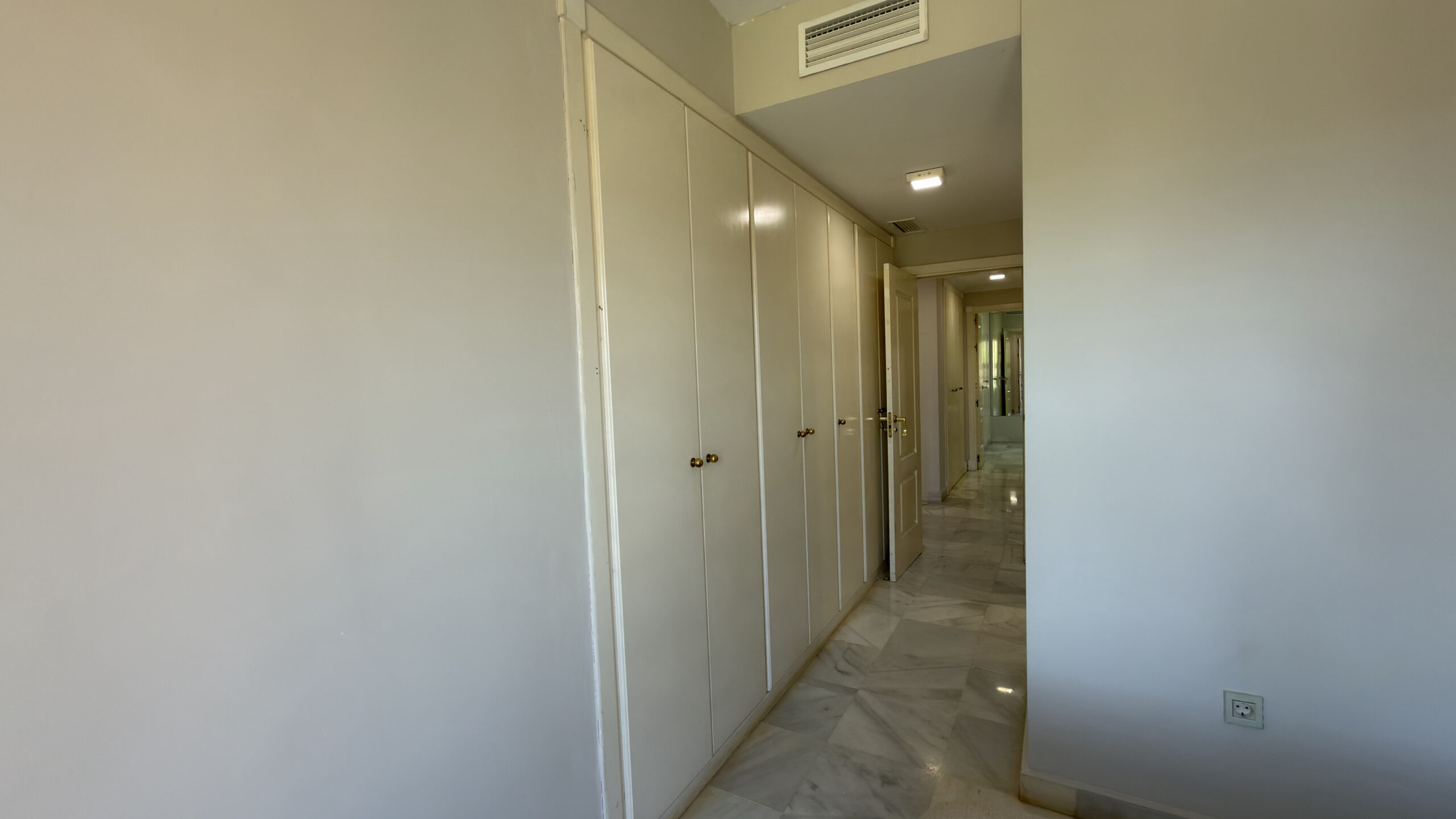 Apartamento Planta Media en Estepona