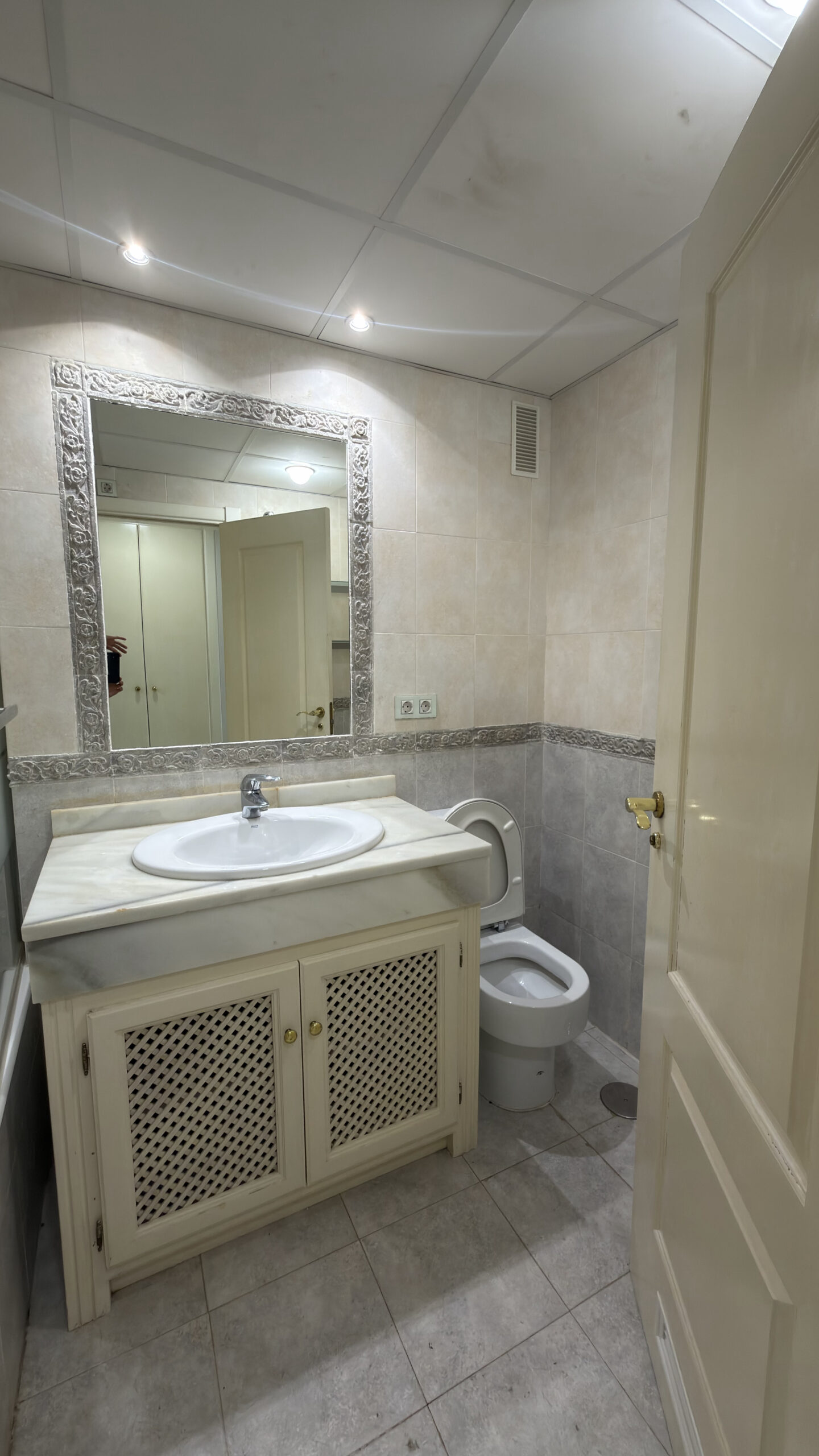 Apartamento Planta Media en Estepona