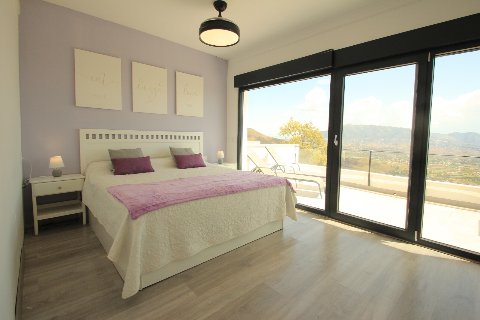 Villa for Rent on Calle Frankfurt 23