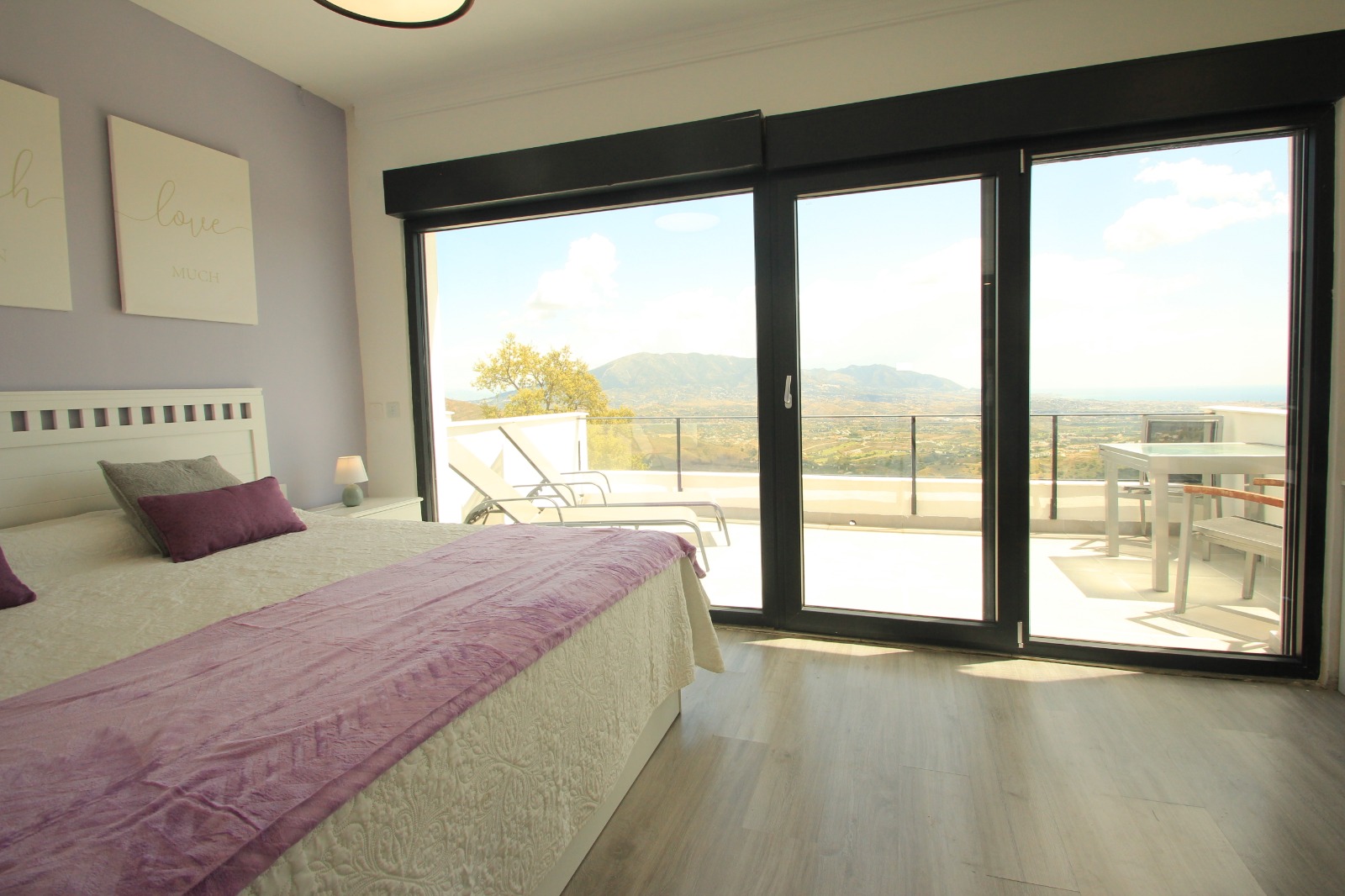Villa for Rent on Calle Frankfurt 23