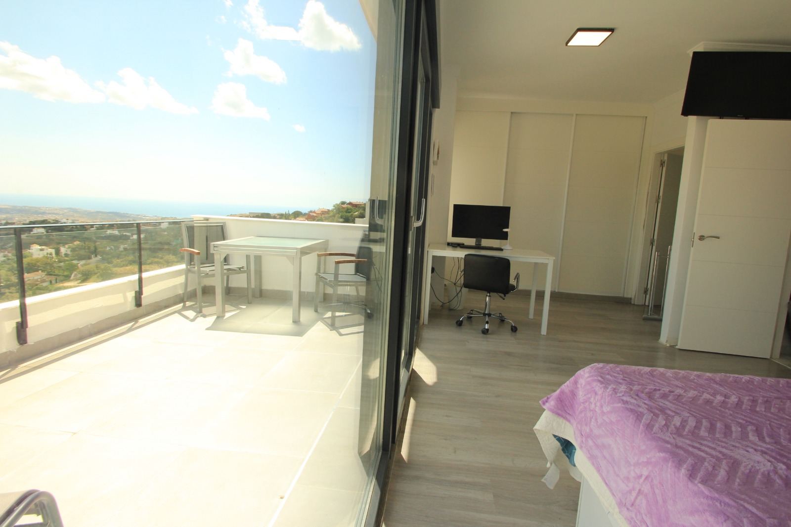 Villa for Rent on Calle Frankfurt 23