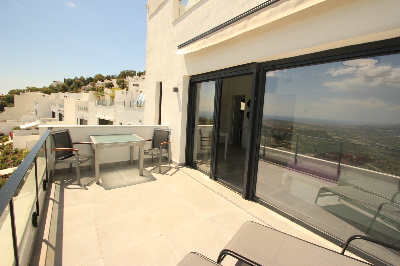 Villa for Rent on Calle Frankfurt 23