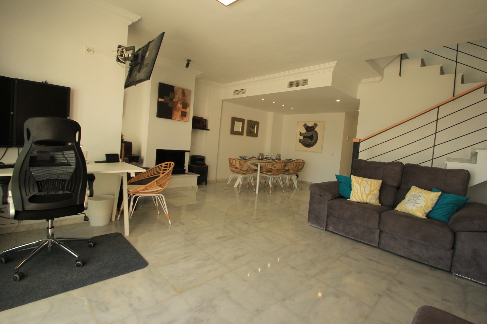 Villa for Rent on Calle Frankfurt 23