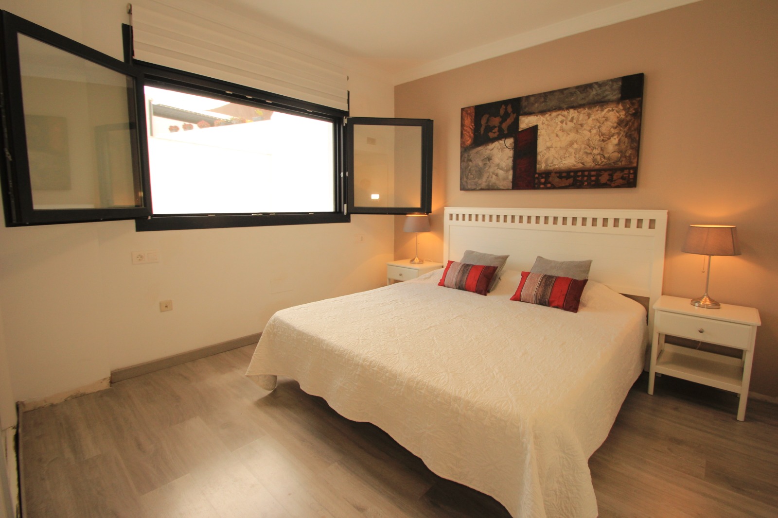 Villa for Rent on Calle Frankfurt 23