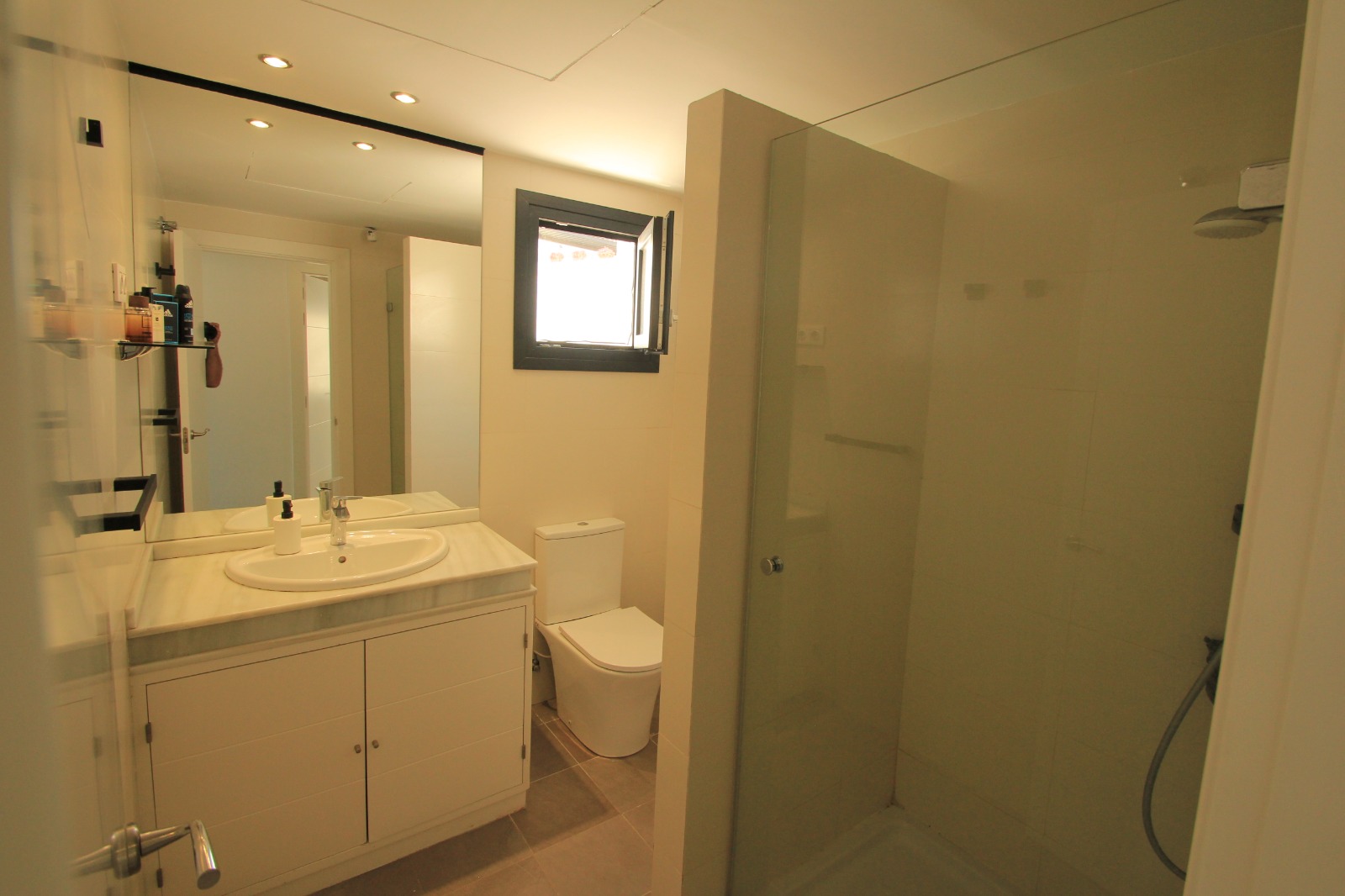 Villa for Rent on Calle Frankfurt 23