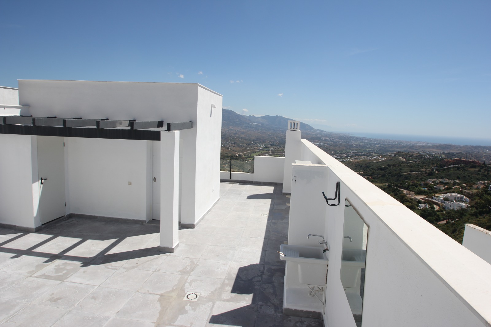 Villa for Rent on Calle Frankfurt 23
