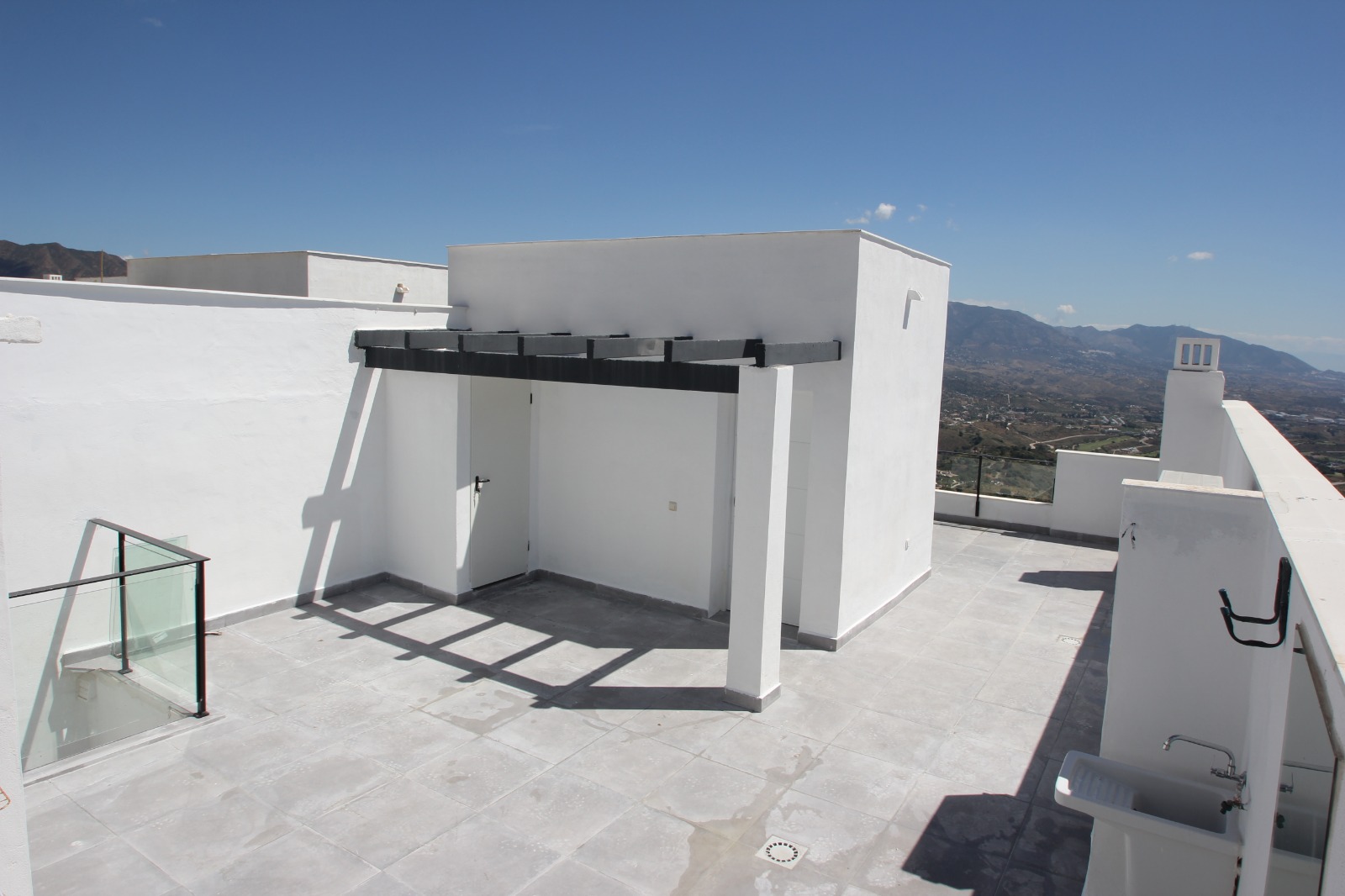 Villa for Rent on Calle Frankfurt 23