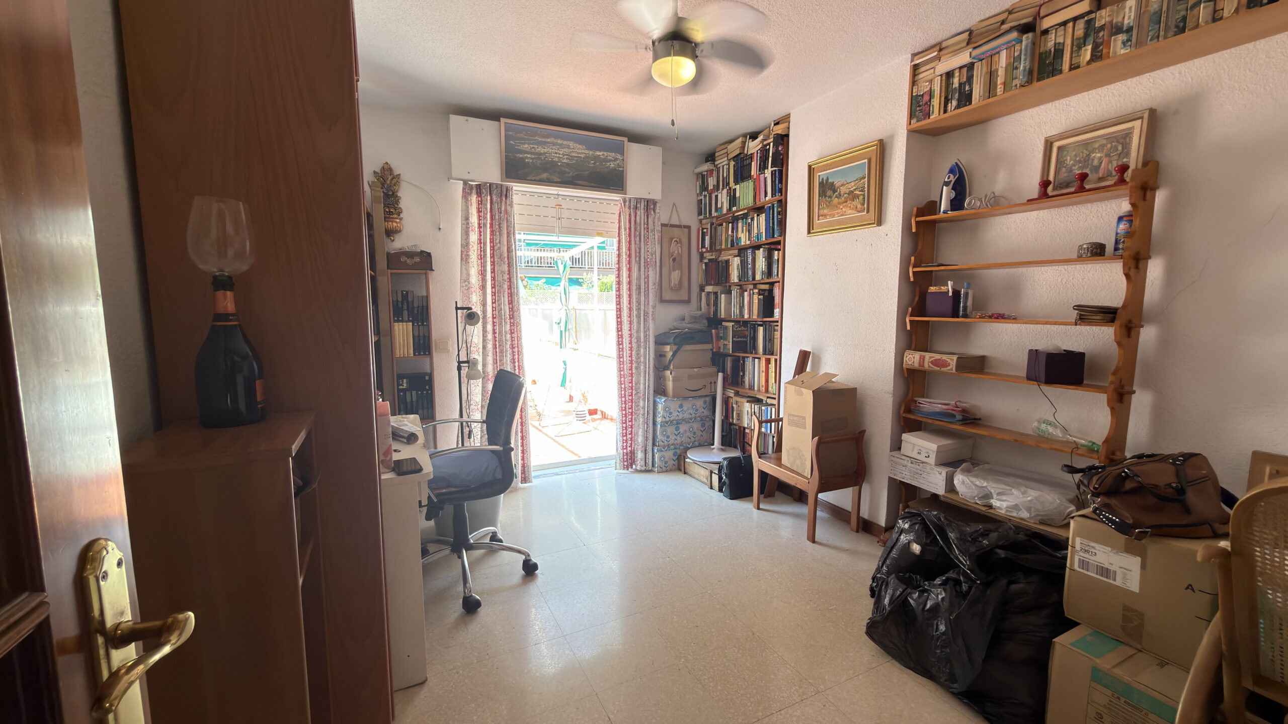 Middle Floor Apartment in Málaga