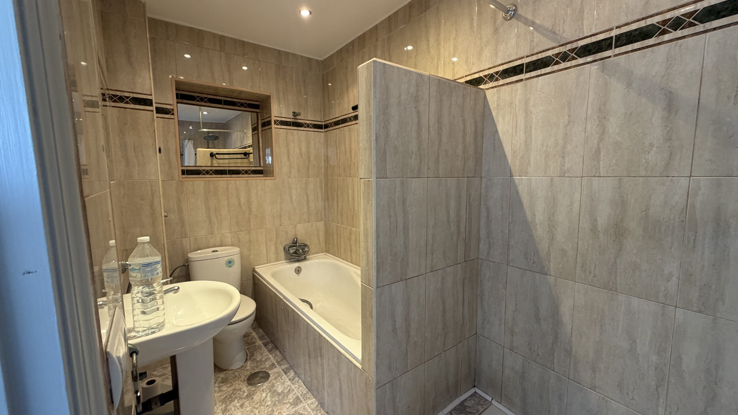 Apartamento Planta Media en Estepona