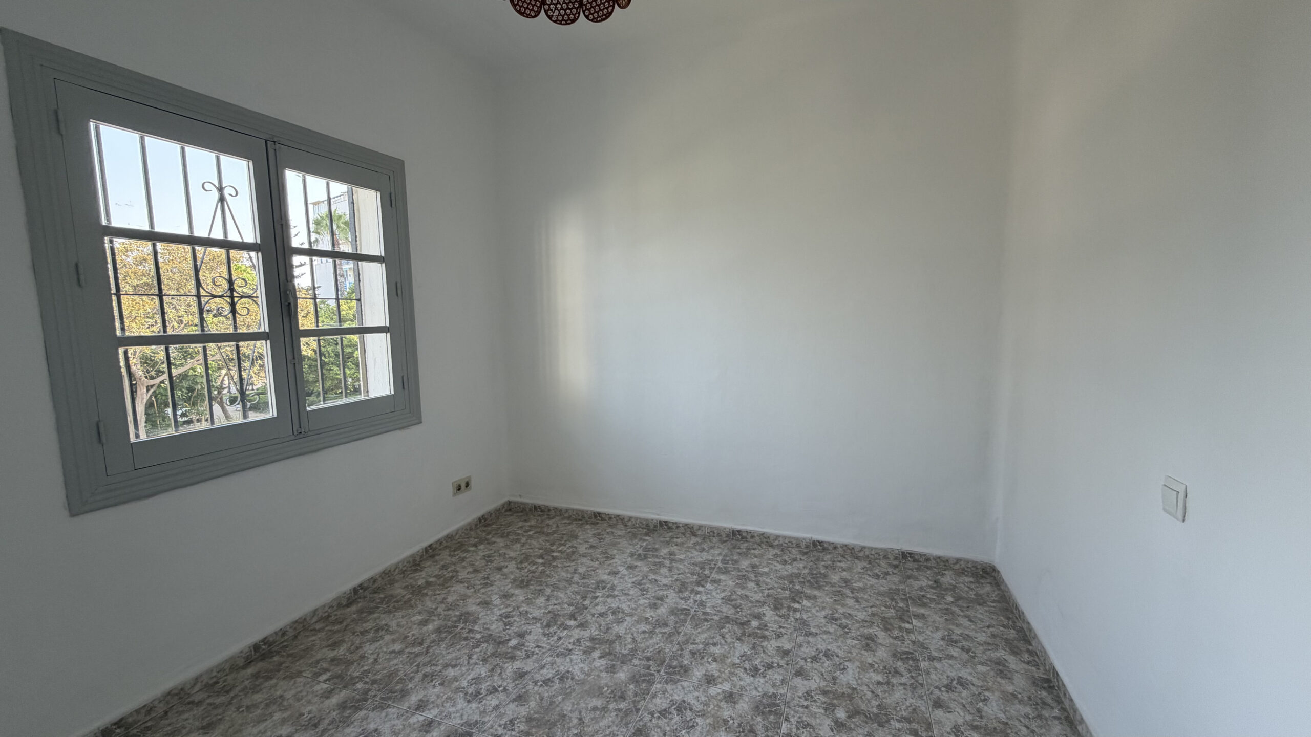 Apartamento Planta Media en Estepona