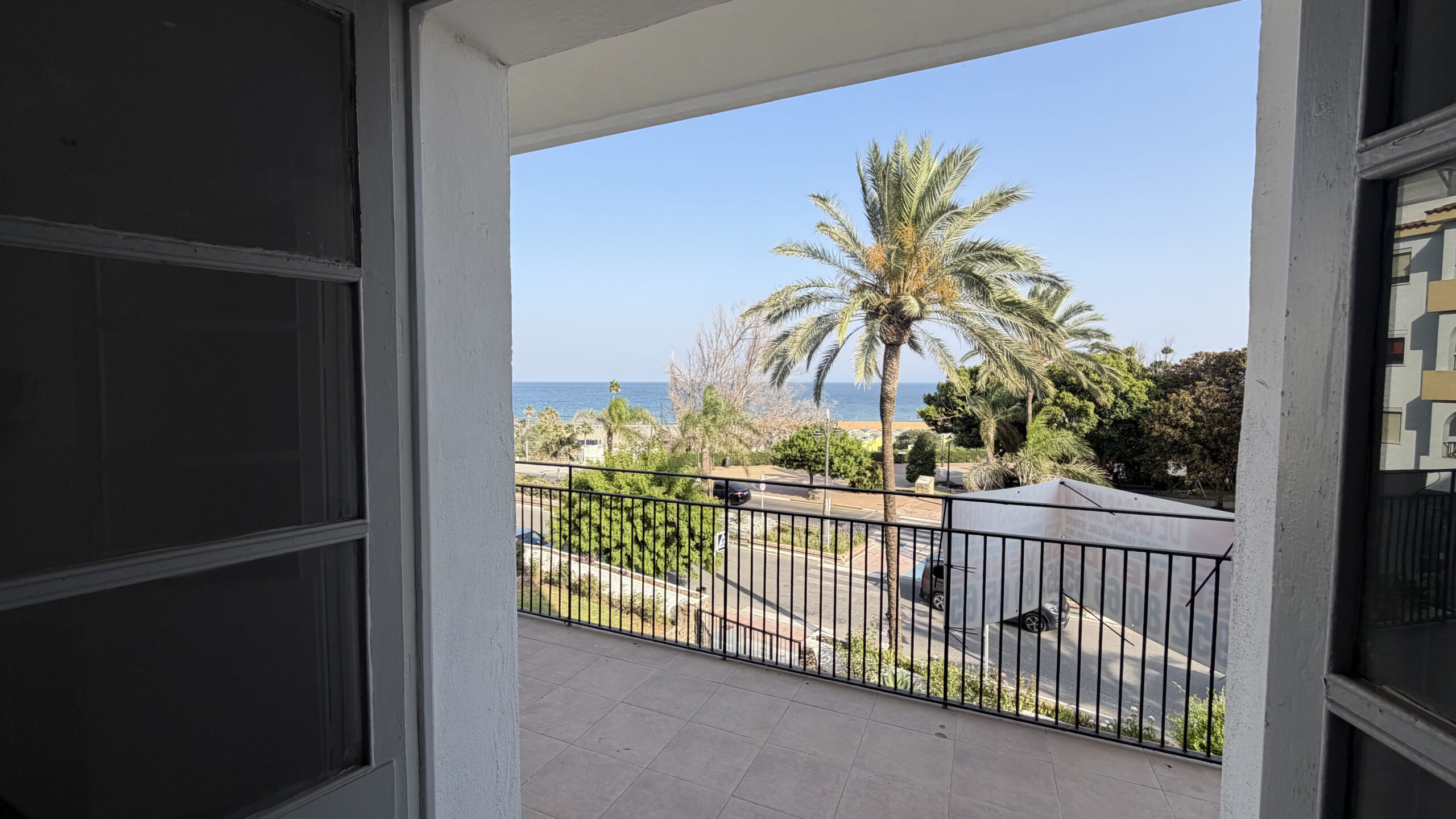 Apartamento Planta Media en Estepona