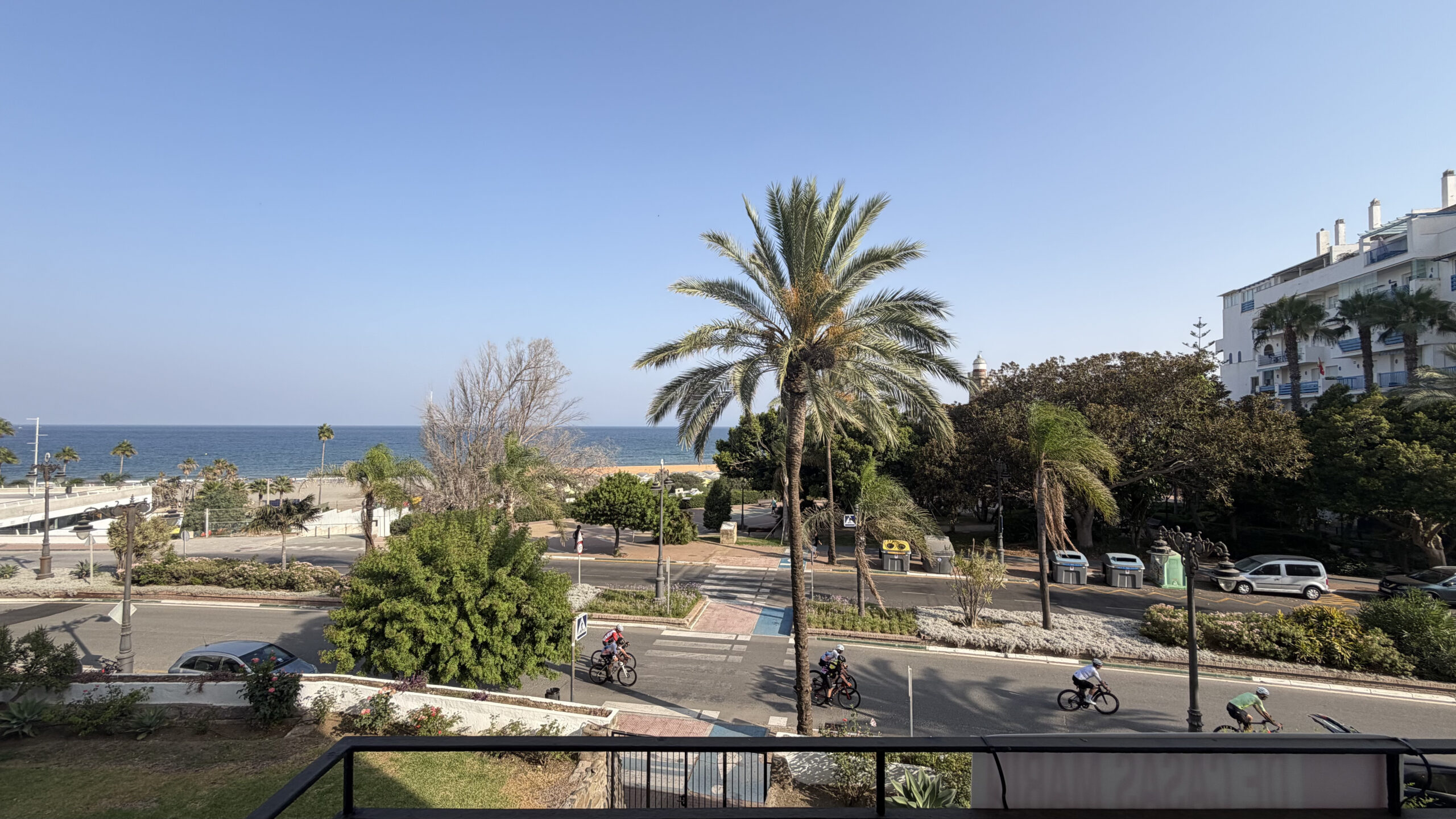 Apartamento Planta Media en Estepona