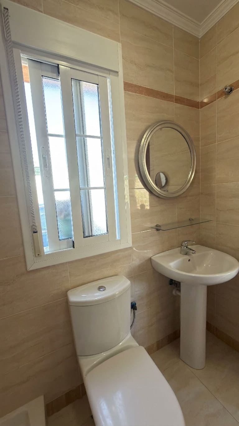 Semi-Detached House in Almayate