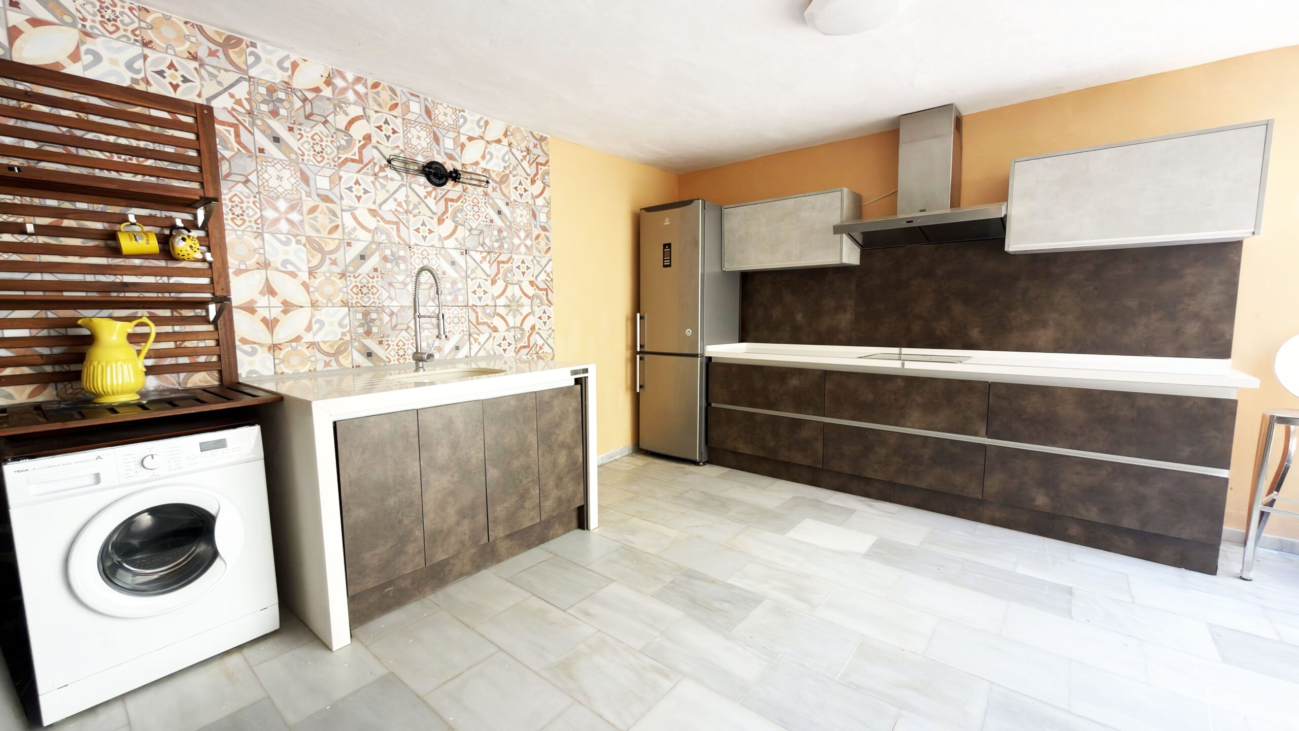 Semi-Detached House in Almayate