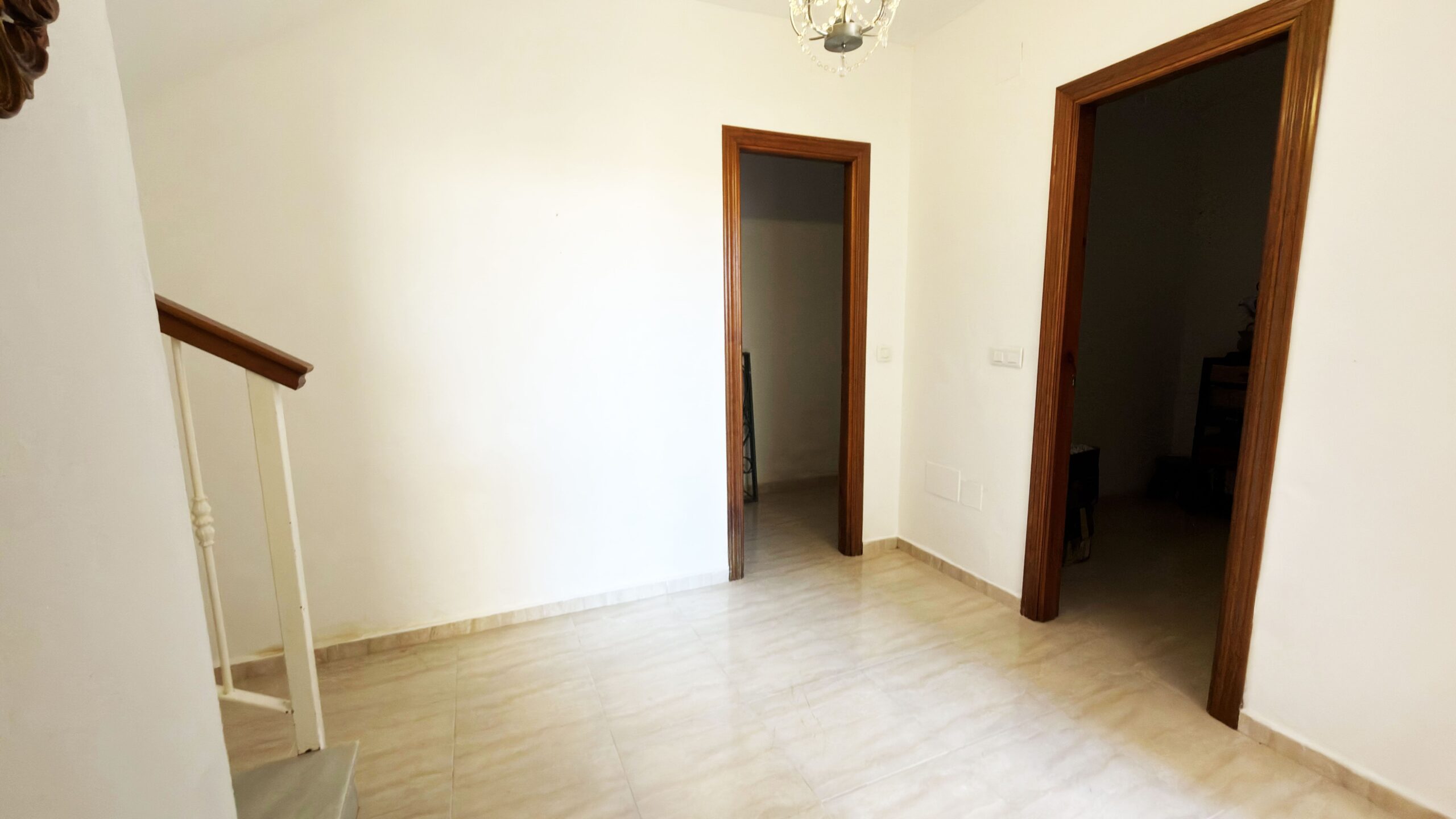 Semi-Detached House in Almayate