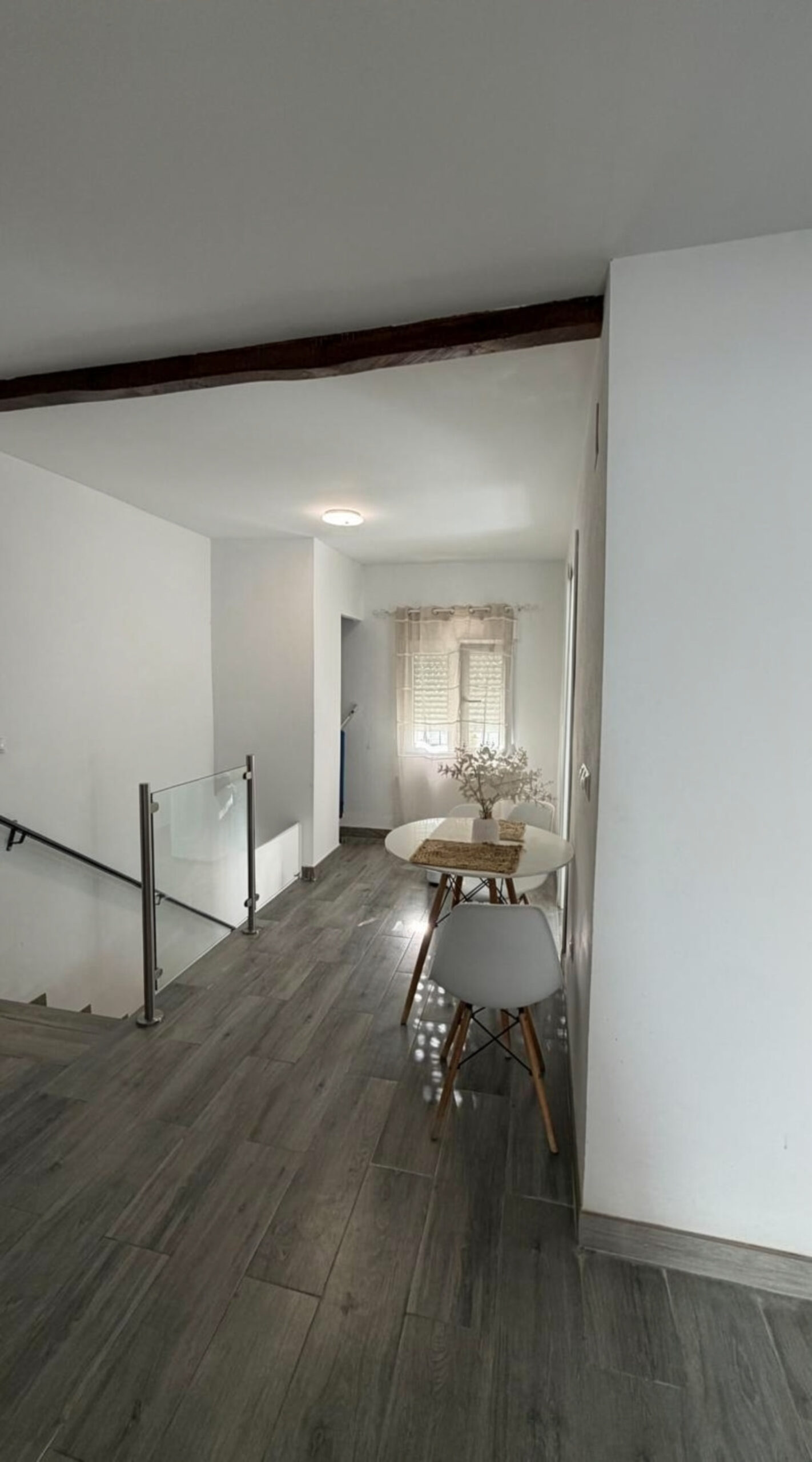 Two Independent Apartments in One Property, Ideal for Investors