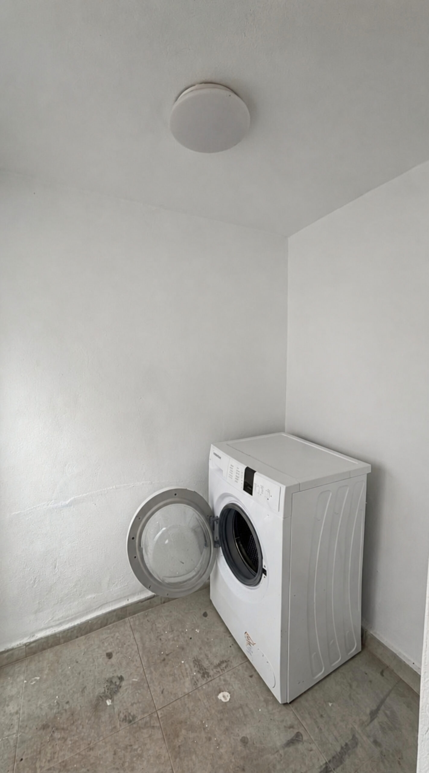 Two Independent Apartments in One Property, Ideal for Investors